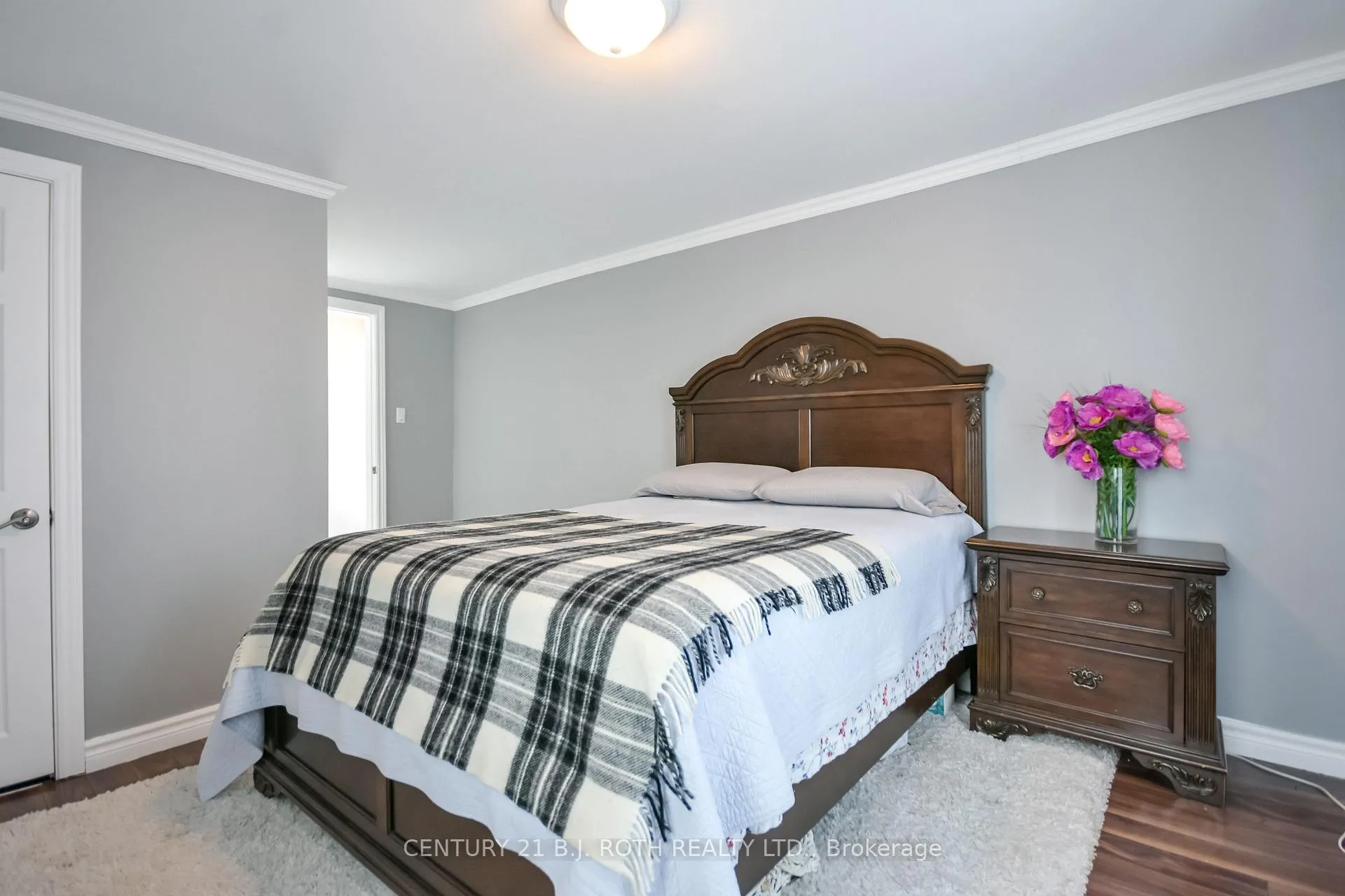 Photo 32 of 106 Jarvis Street, Orillia — HOMEH