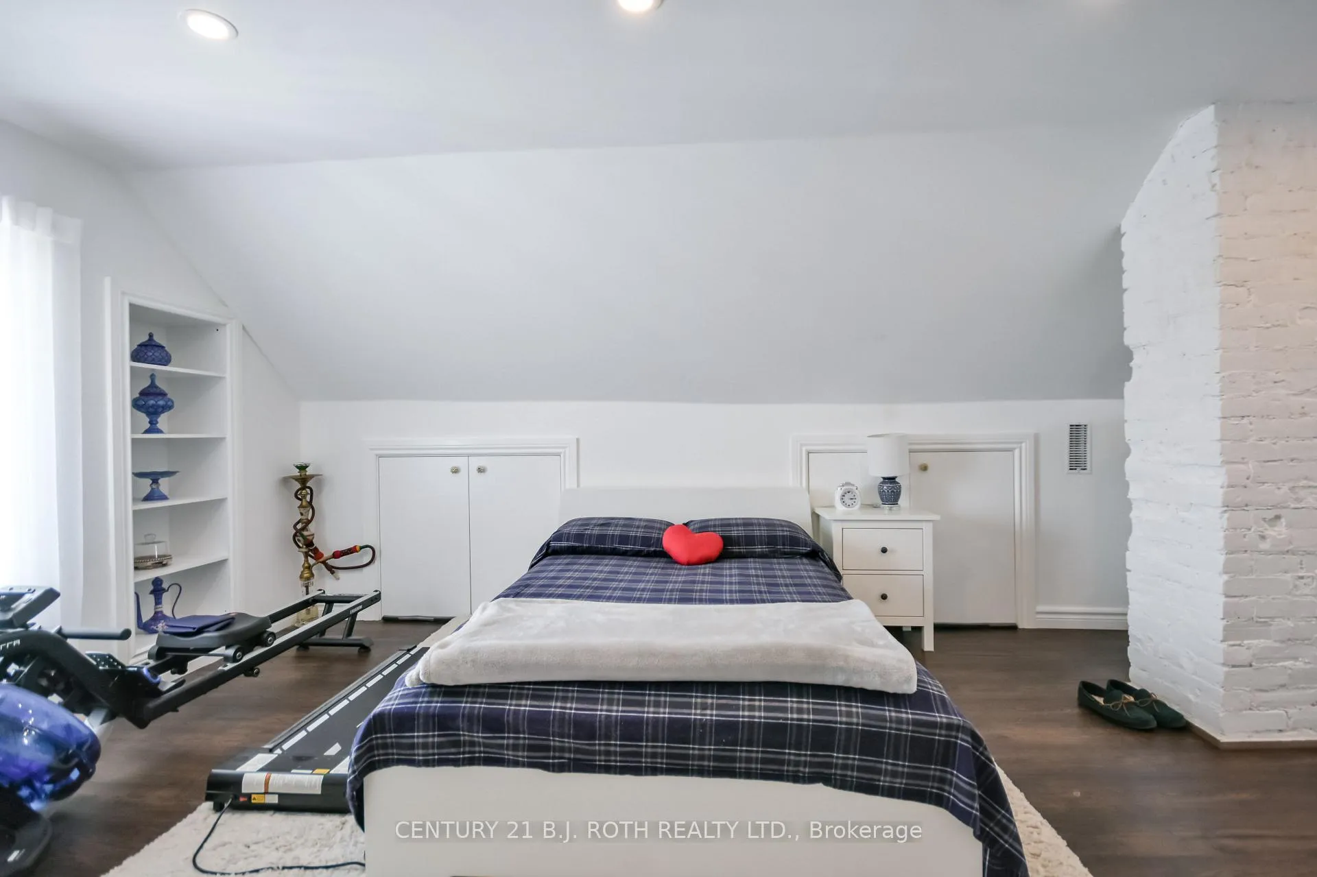 Photo 38 of 106 Jarvis Street, Orillia — HOMEH