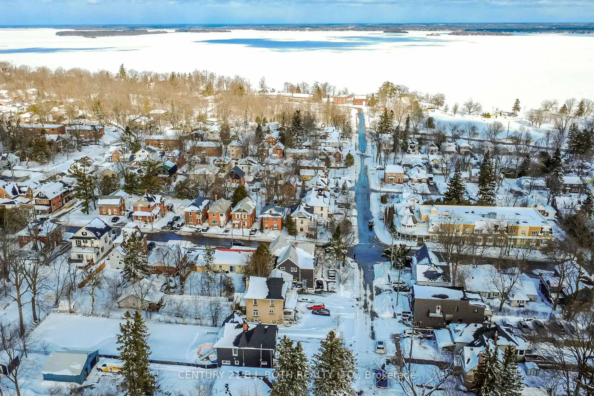 Photo 44 of 106 Jarvis Street, Orillia — HOMEH