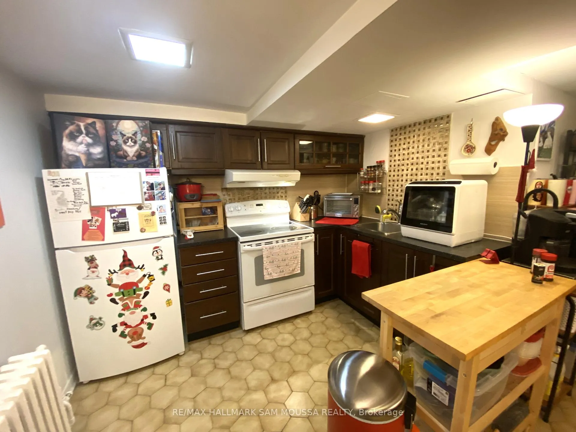 Photo 8 of Unit 1, 232 Cooper Street, Ottawa, Ottawa Centre — HOMEH