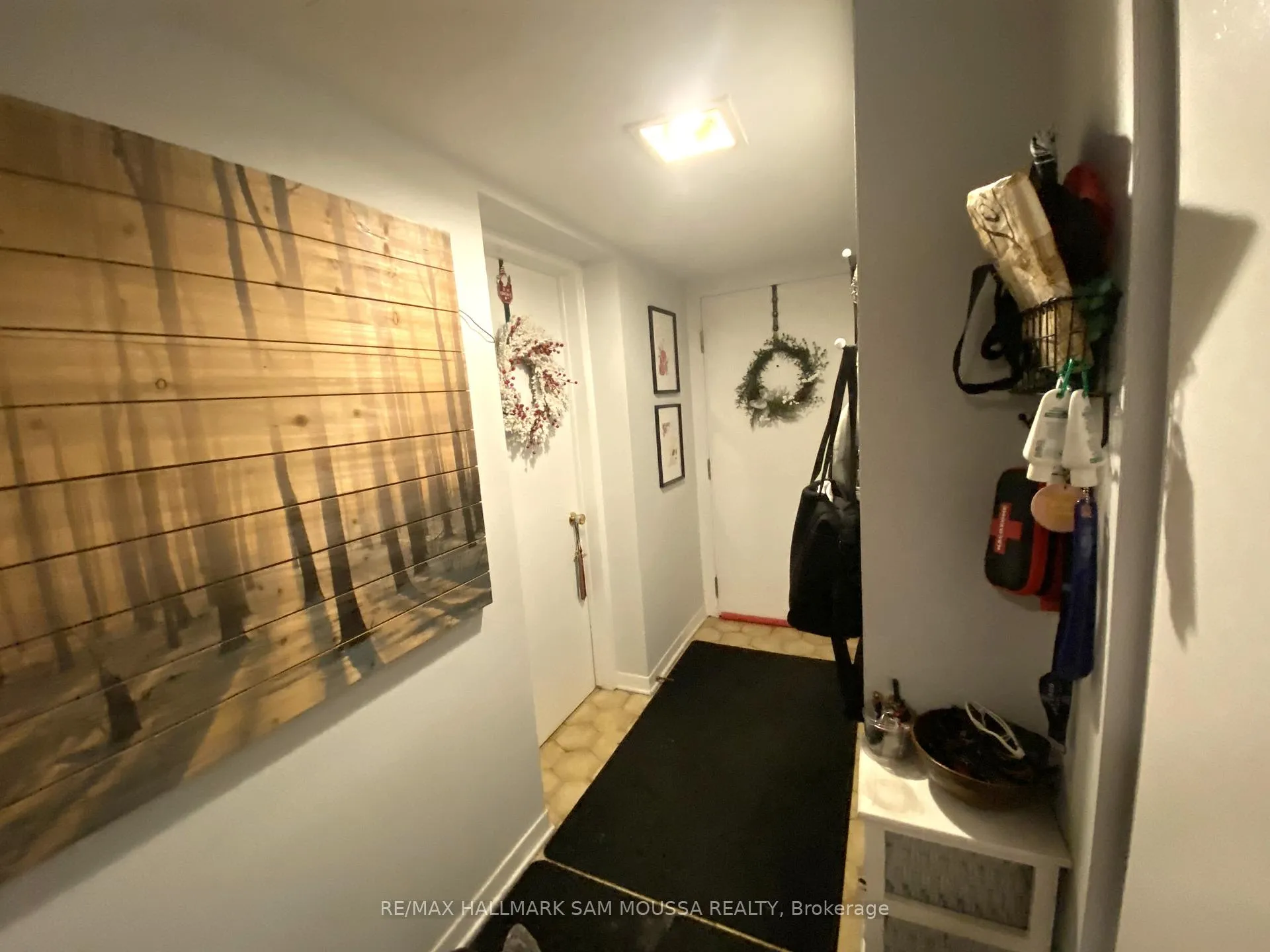 Photo 16 of Unit 1, 232 Cooper Street, Ottawa, Ottawa Centre — HOMEH