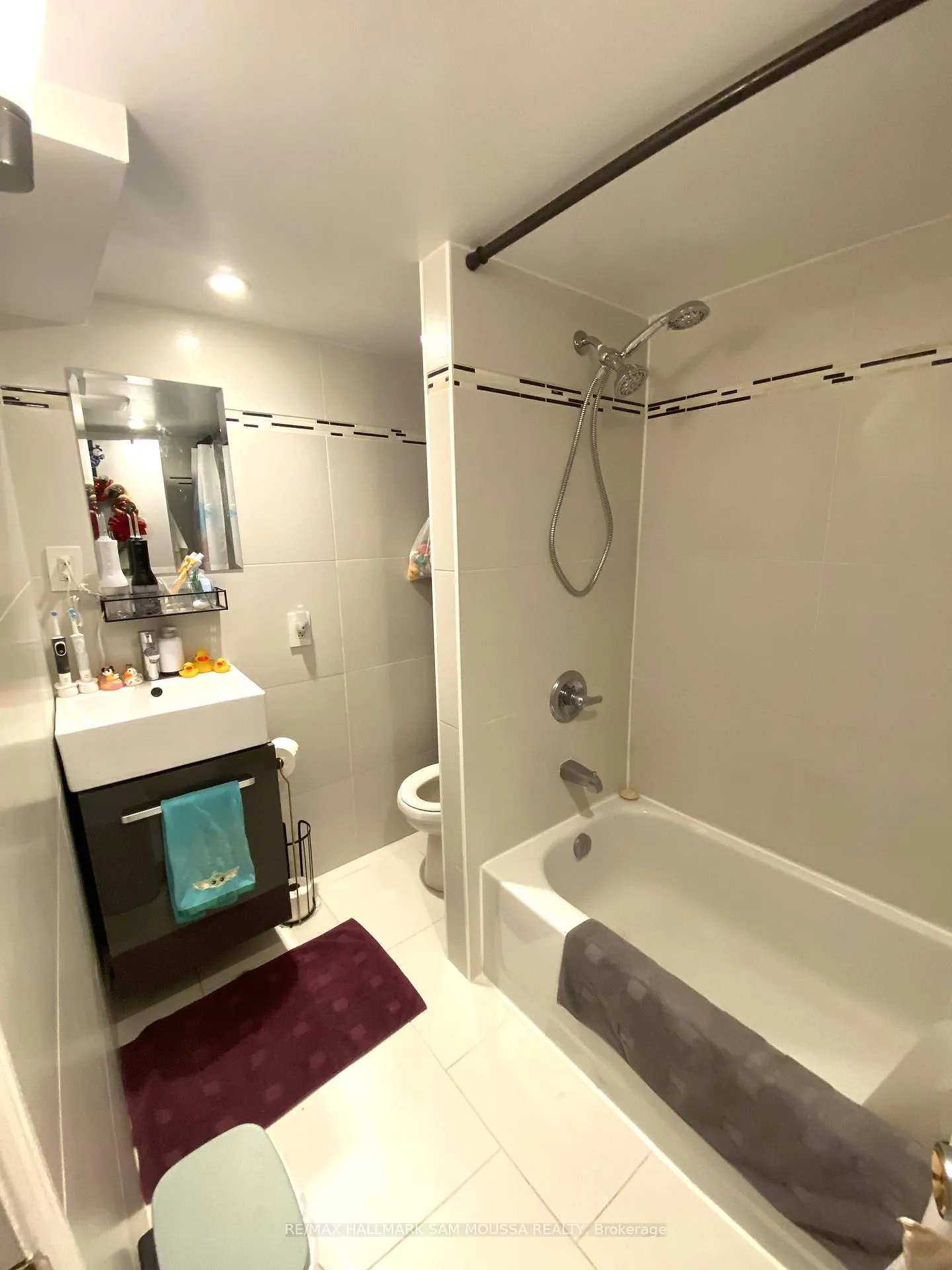 Photo 17 of Unit 1, 232 Cooper Street, Ottawa, Ottawa Centre — HOMEH