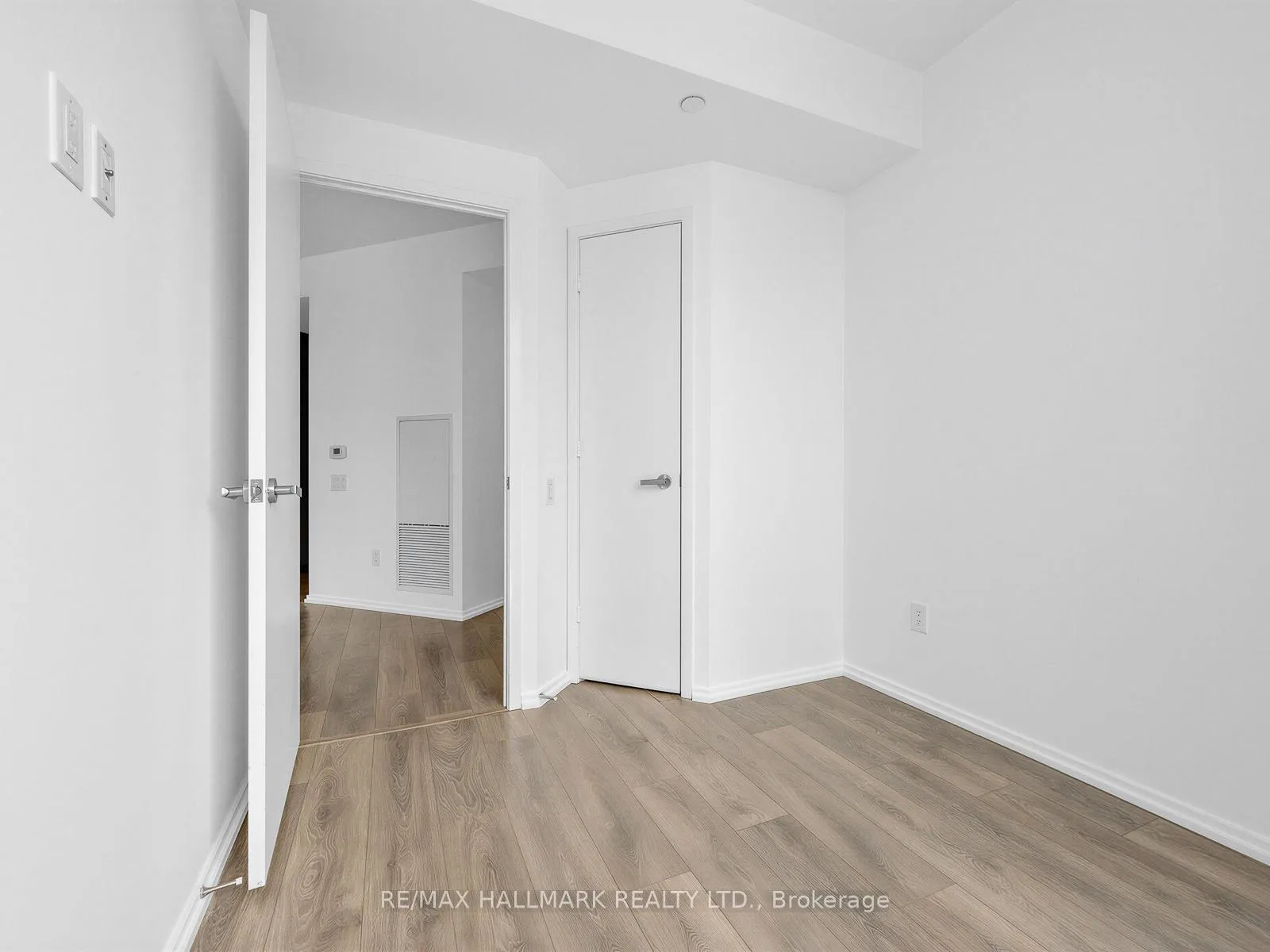 Photo 19 of Unit 2302, 45 Charles Street E, Toronto, Church-Yonge Corridor — HOMEH