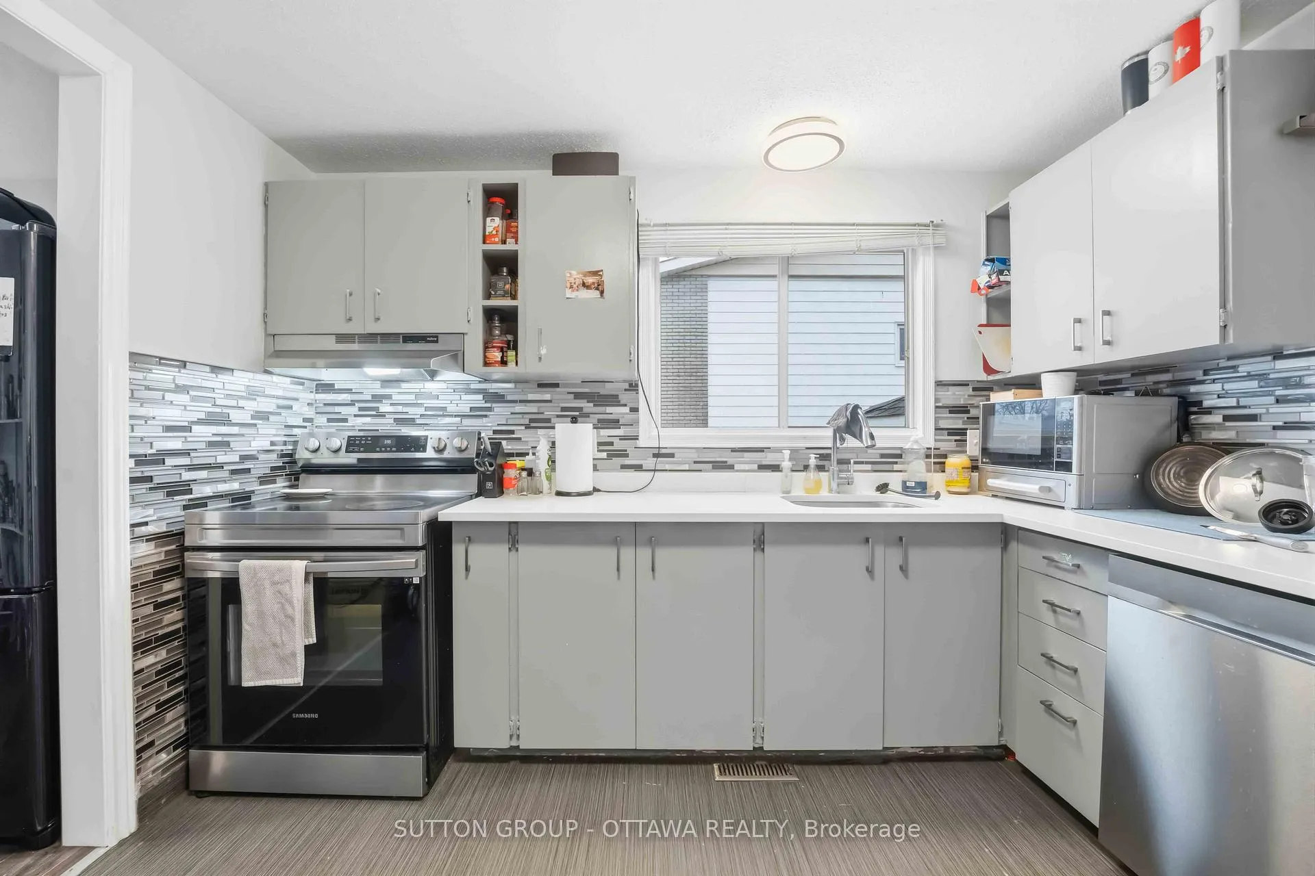 Photo 7 of 43 Southview Crescent, Ottawa, Borden Farm/Stewart Farm/Carleton Heights/Parkwood Hills — HOMEH