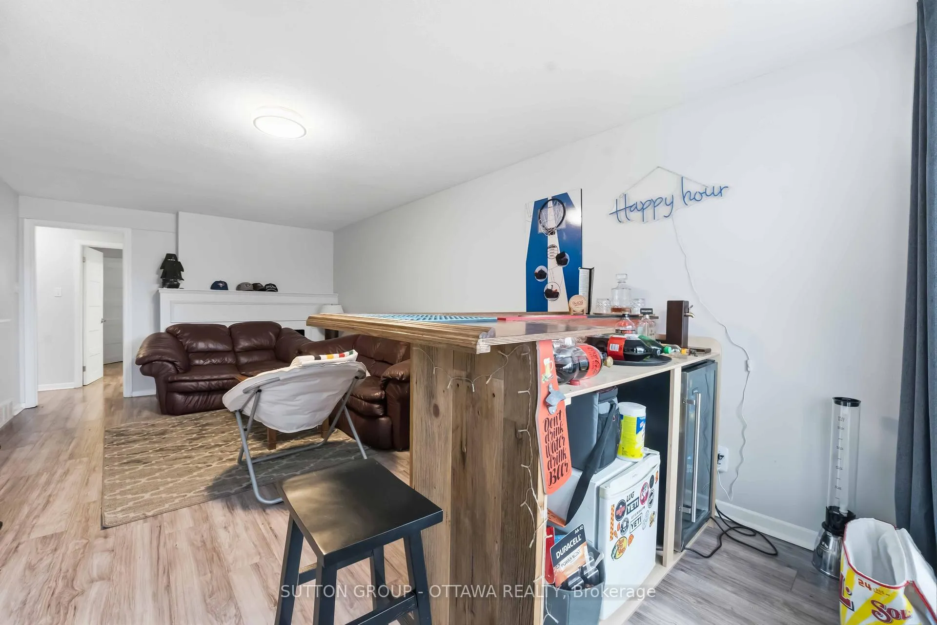 Photo 18 of 43 Southview Crescent, Ottawa, Borden Farm/Stewart Farm/Carleton Heights/Parkwood Hills — HOMEH