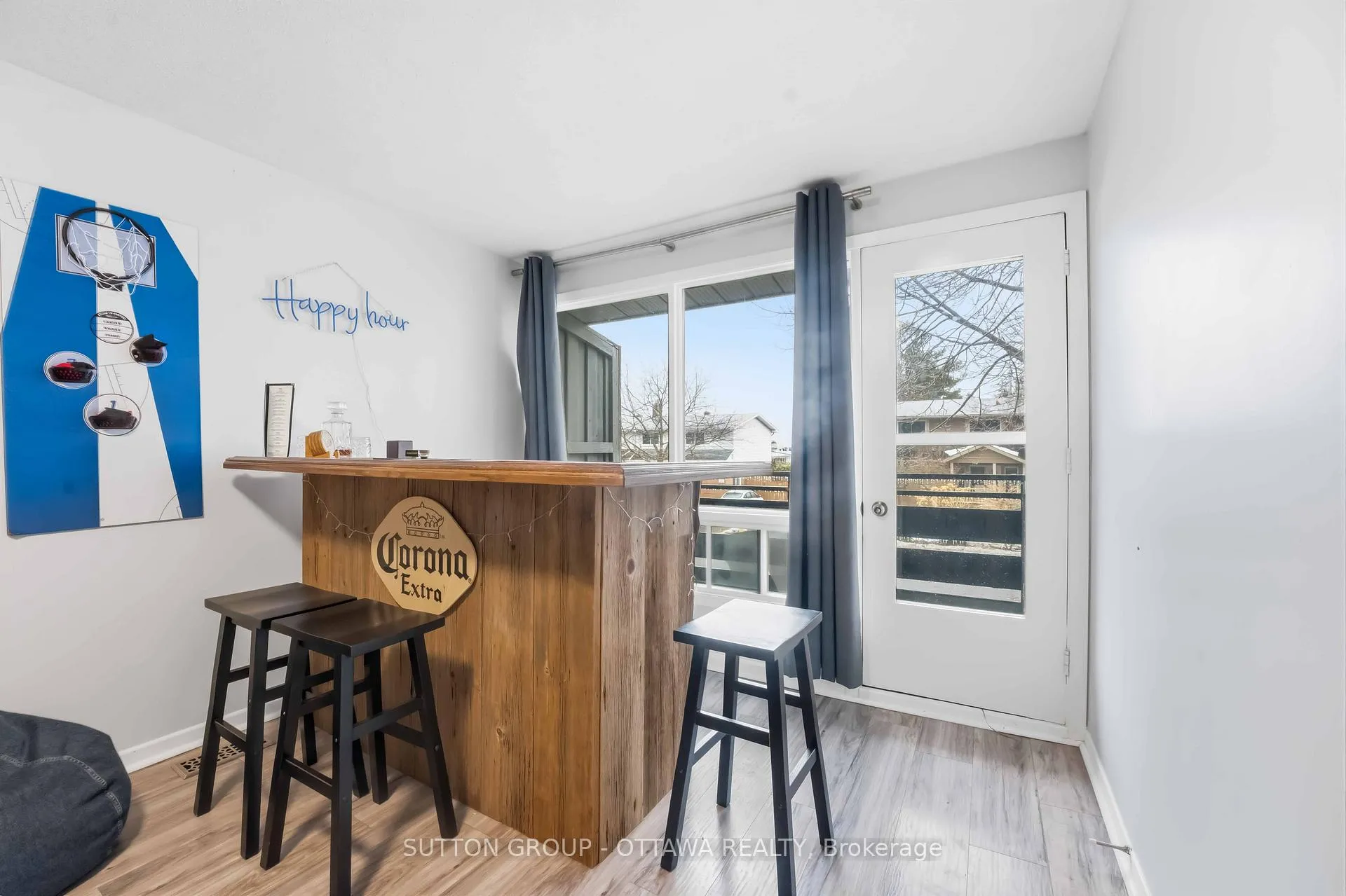 Photo 19 of 43 Southview Crescent, Ottawa, Borden Farm/Stewart Farm/Carleton Heights/Parkwood Hills — HOMEH