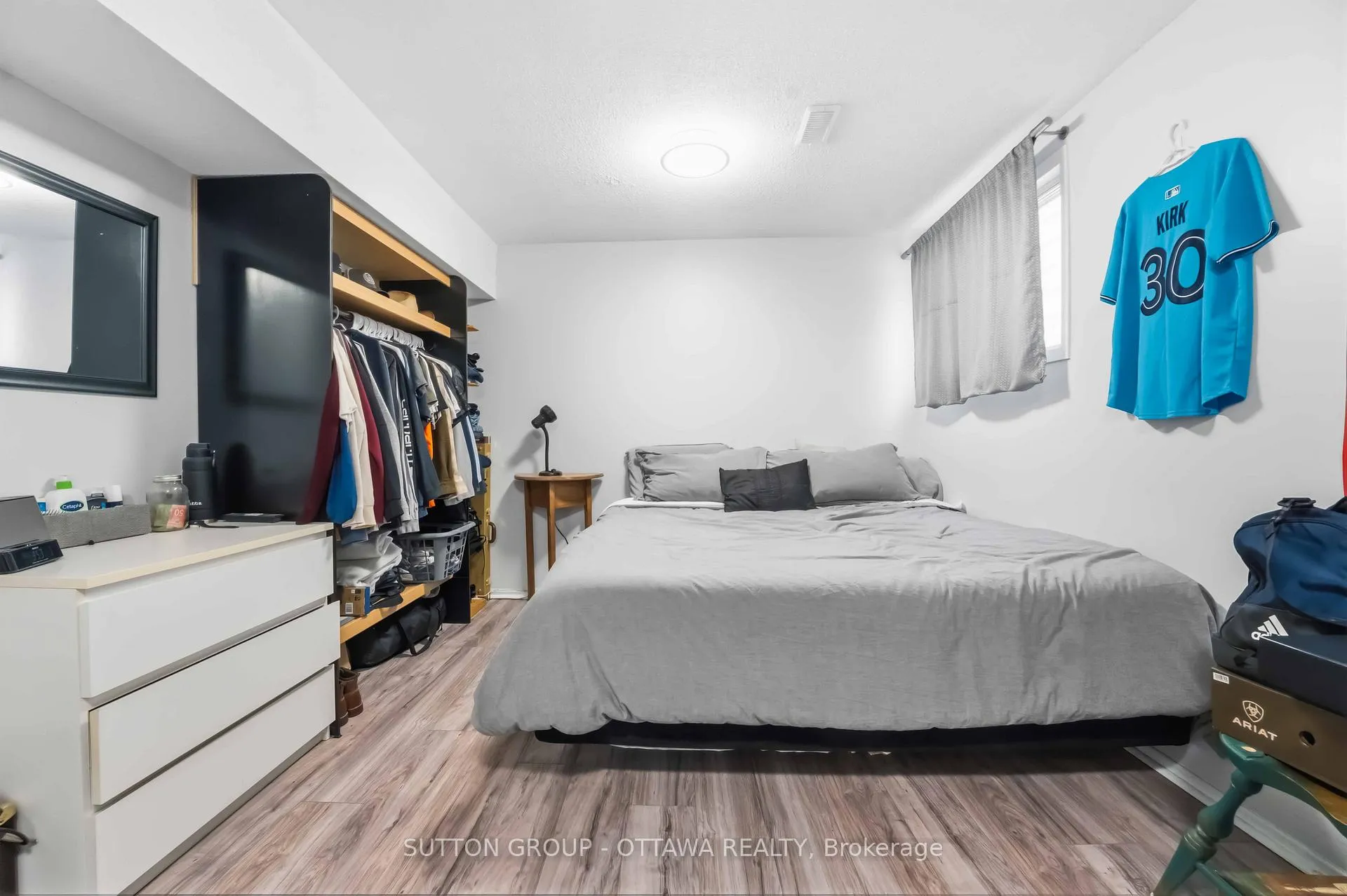 Photo 33 of 43 Southview Crescent, Ottawa, Borden Farm/Stewart Farm/Carleton Heights/Parkwood Hills — HOMEH
