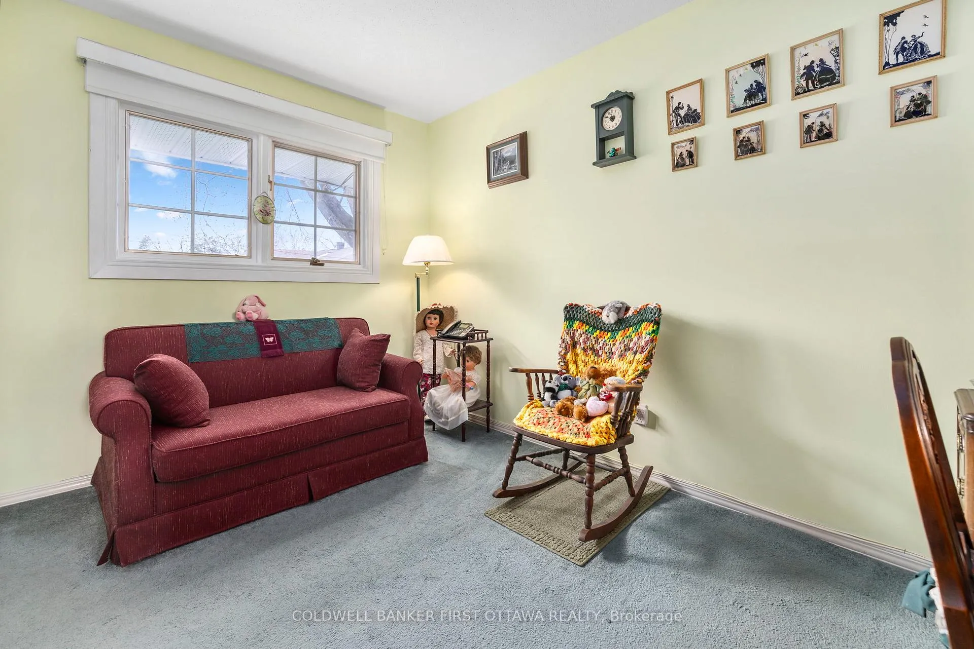 Photo 15 of 16 Sycamore Drive, Ottawa, Arbeatha Park — HOMEH