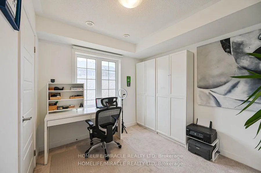 Photo 28 of 17 Selfridge Way, Whitby, Downtown Whitby — HOMEH