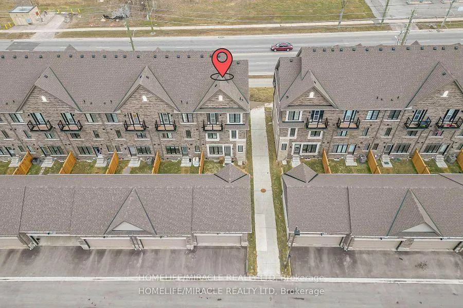 Photo 47 of 17 Selfridge Way, Whitby, Downtown Whitby — HOMEH