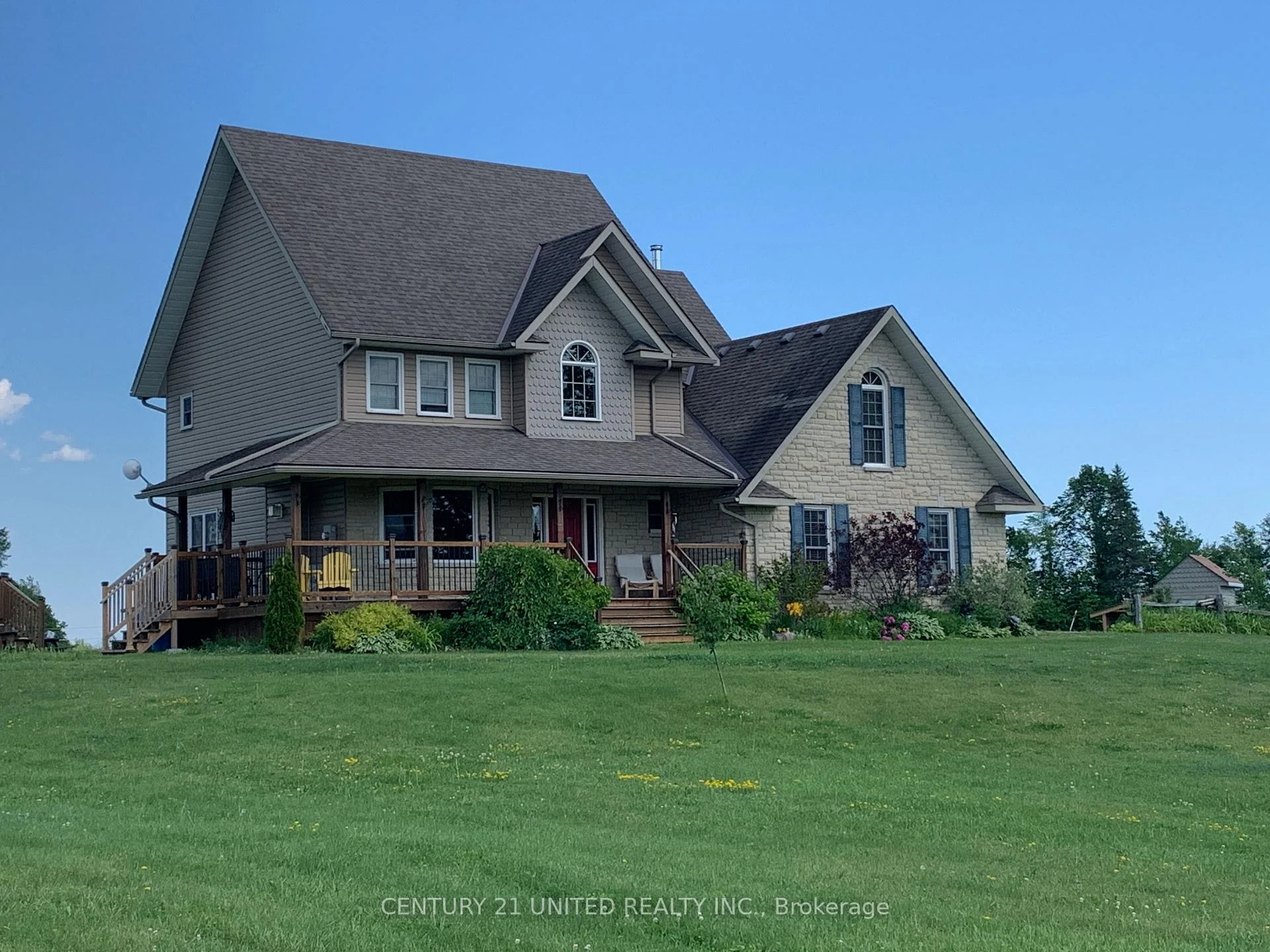Photo 3 of 257 10th Line Rd South Dummer, Douro-Dummer — HOMEH