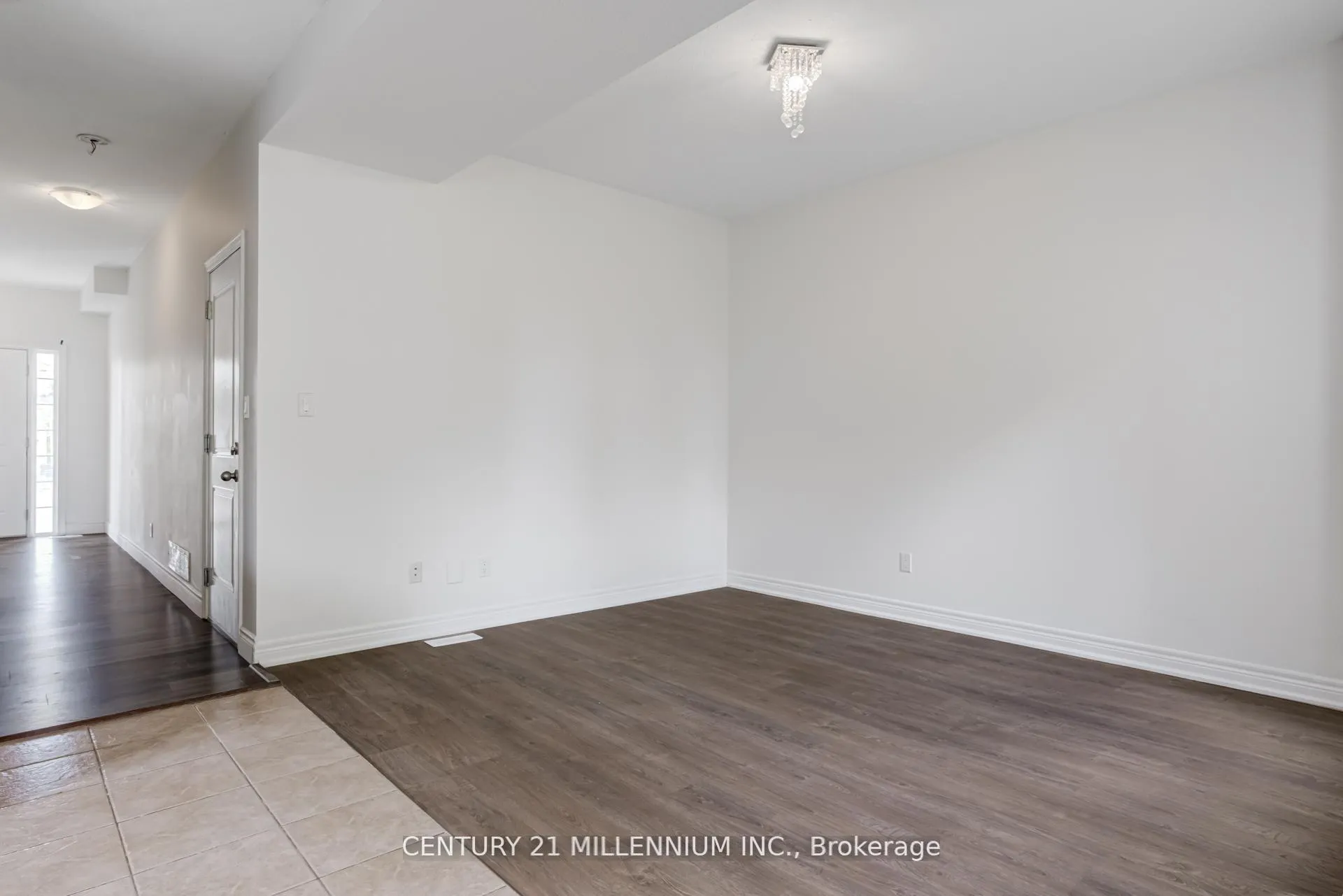 Photo 6 of 38 Kent Street, St. Catharines, Western Hill — HOMEH