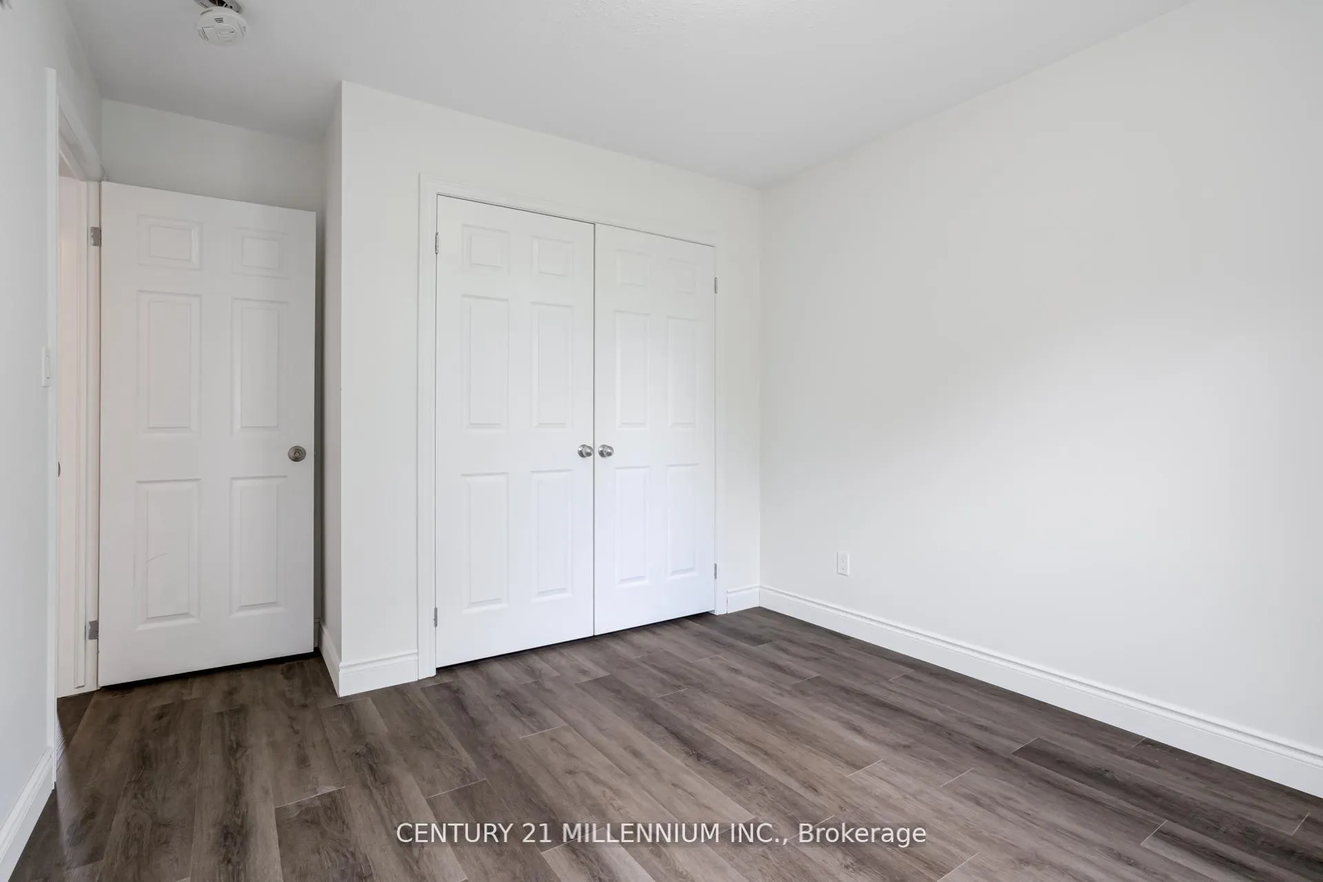 Photo 26 of 38 Kent Street, St. Catharines, Western Hill — HOMEH