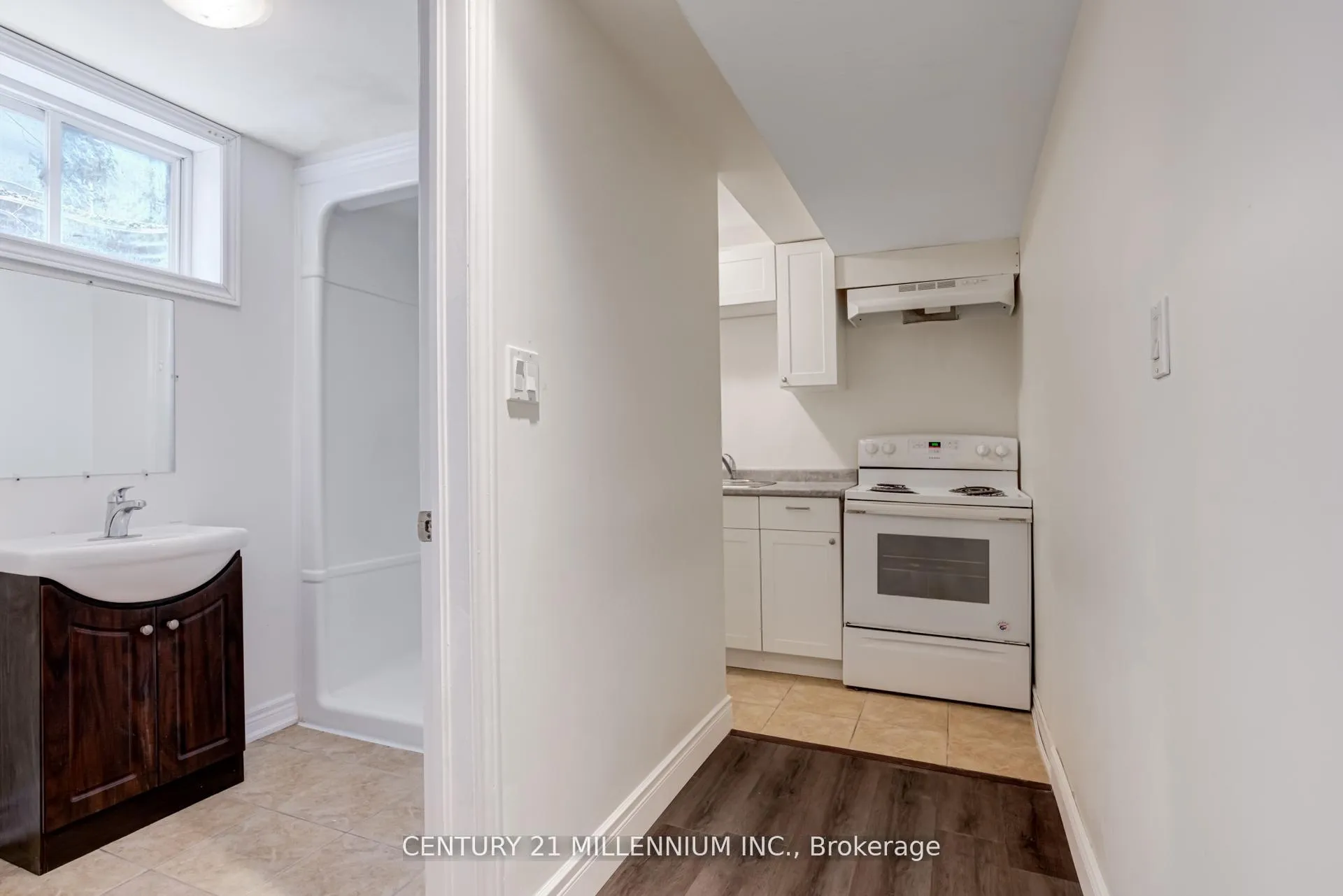 Photo 37 of 38 Kent Street, St. Catharines, Western Hill — HOMEH