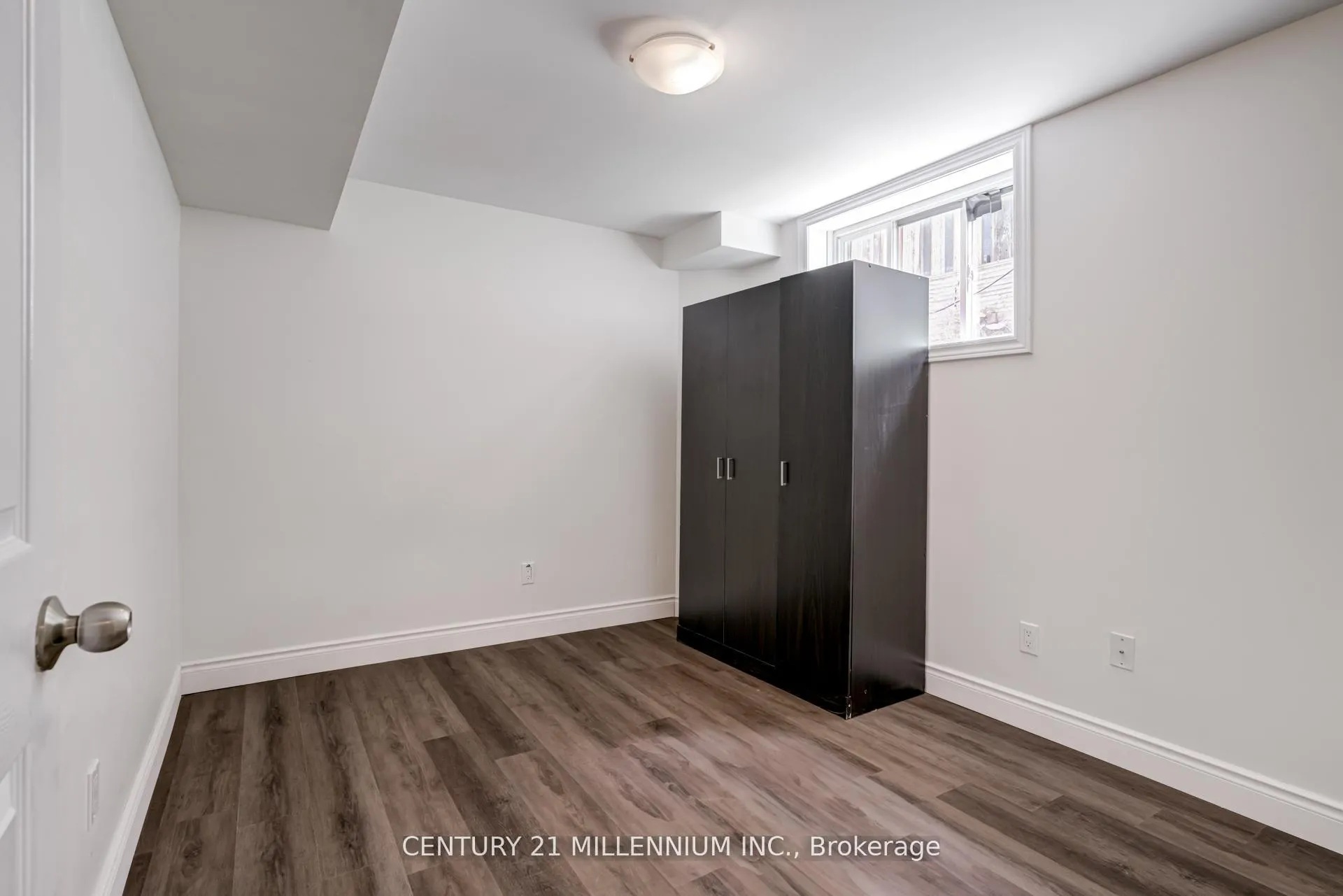 Photo 43 of 38 Kent Street, St. Catharines, Western Hill — HOMEH