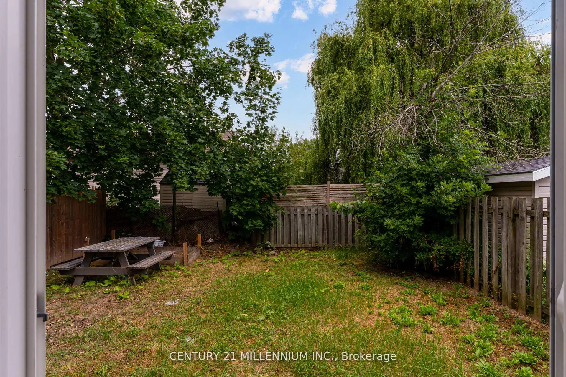 Photo 46 of 38 Kent Street, St. Catharines, Western Hill — HOMEH