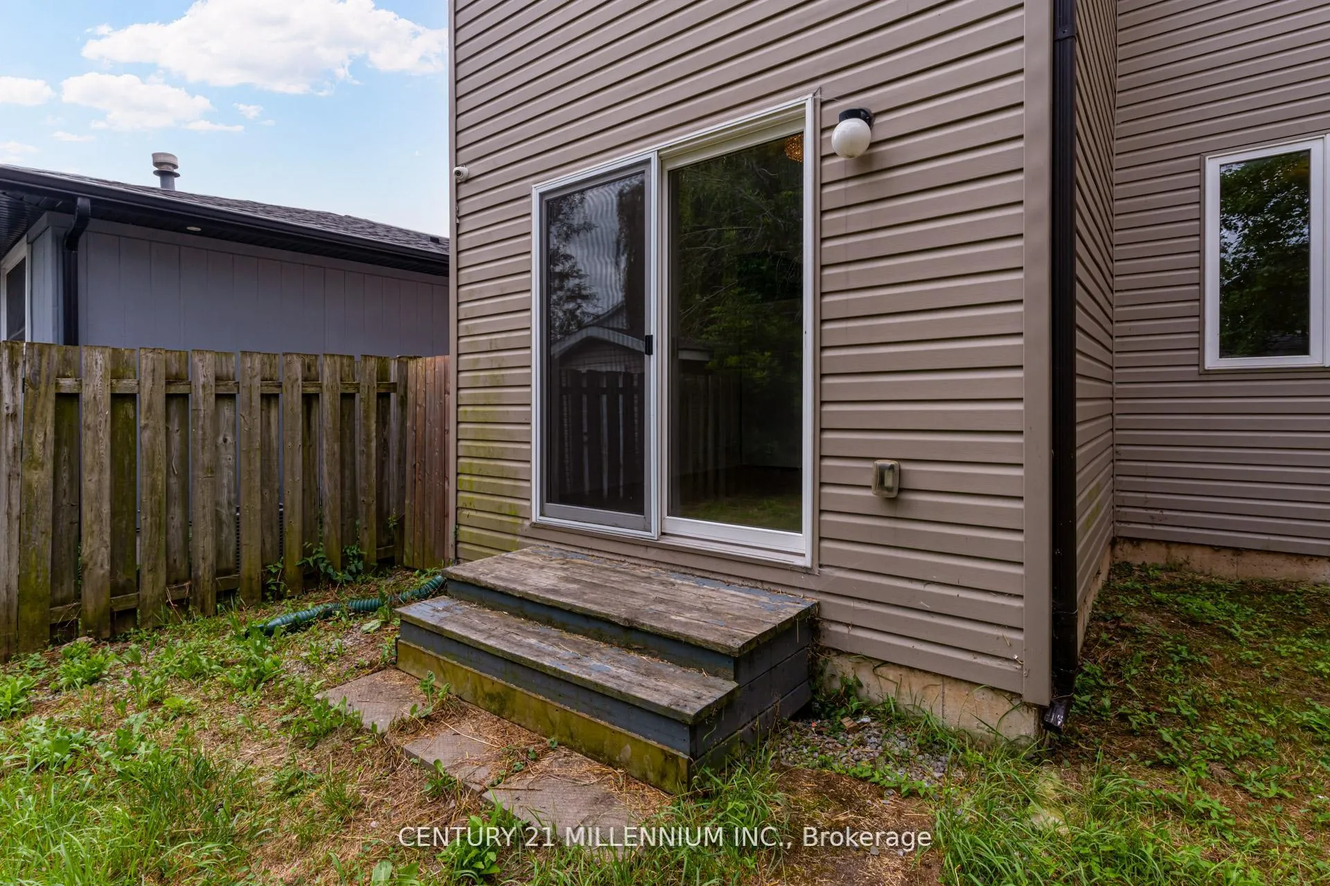Photo 47 of 38 Kent Street, St. Catharines, Western Hill — HOMEH