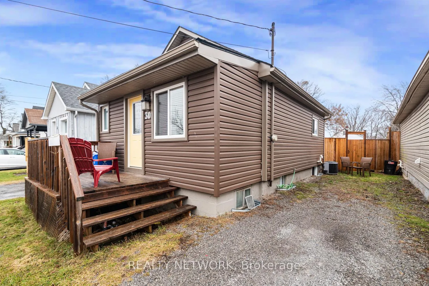 Photo 5 of 30 Mcalpine Avenue S, Welland, Lincoln/Crowland — HOMEH