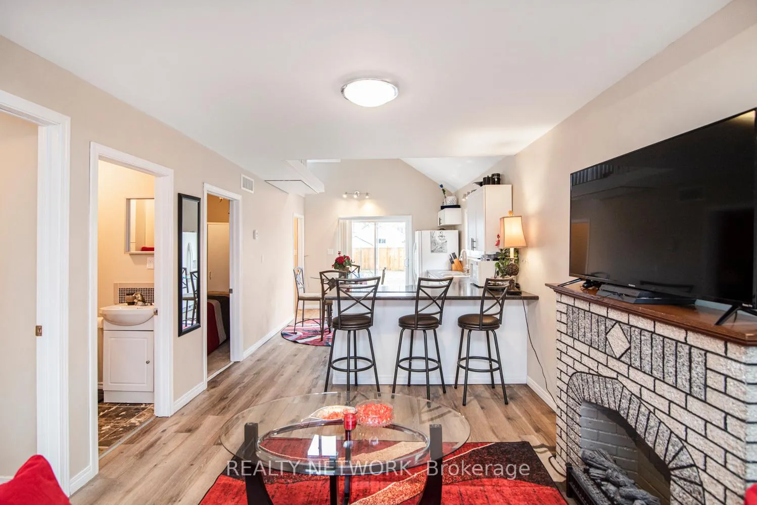 Photo 11 of 30 Mcalpine Avenue S, Welland, Lincoln/Crowland — HOMEH