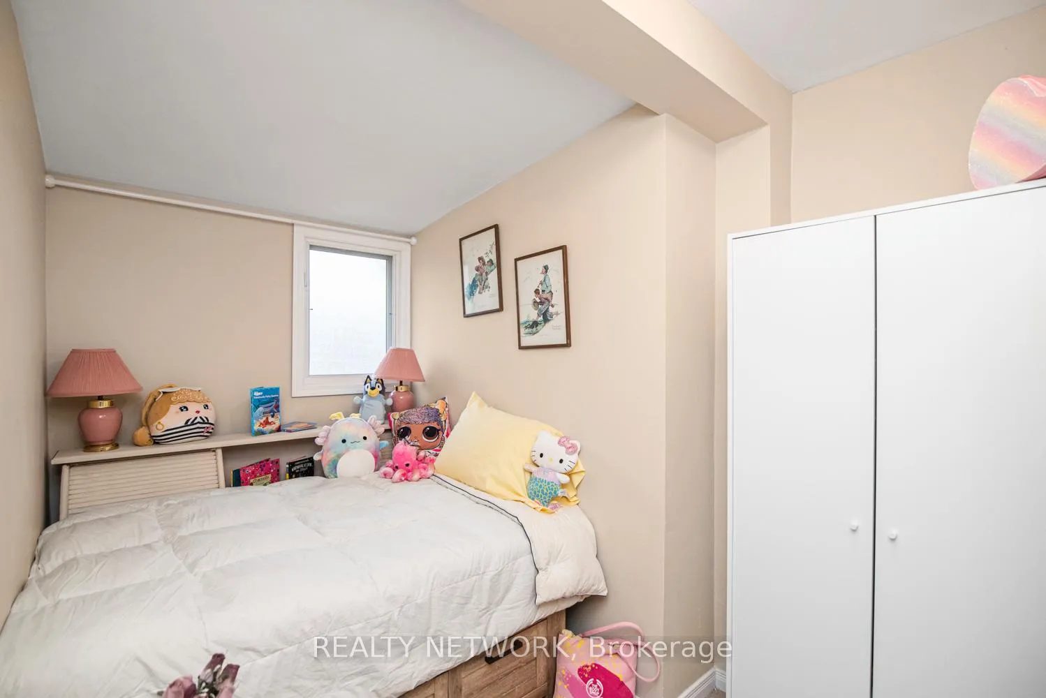 Photo 19 of 30 Mcalpine Avenue S, Welland, Lincoln/Crowland — HOMEH