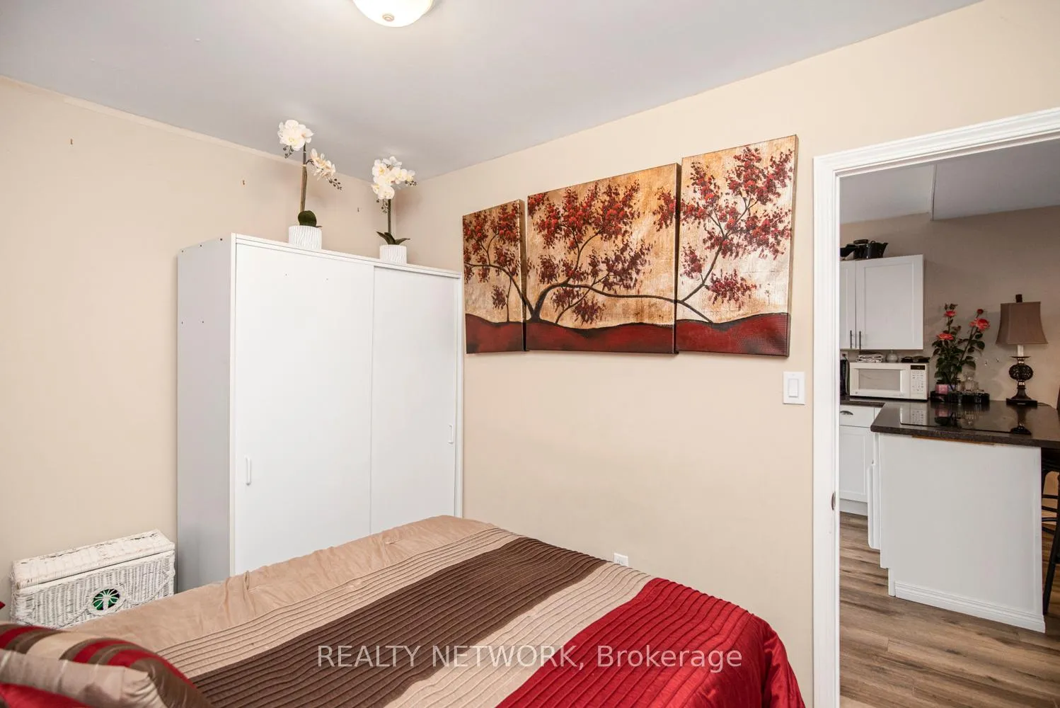 Photo 21 of 30 Mcalpine Avenue S, Welland, Lincoln/Crowland — HOMEH