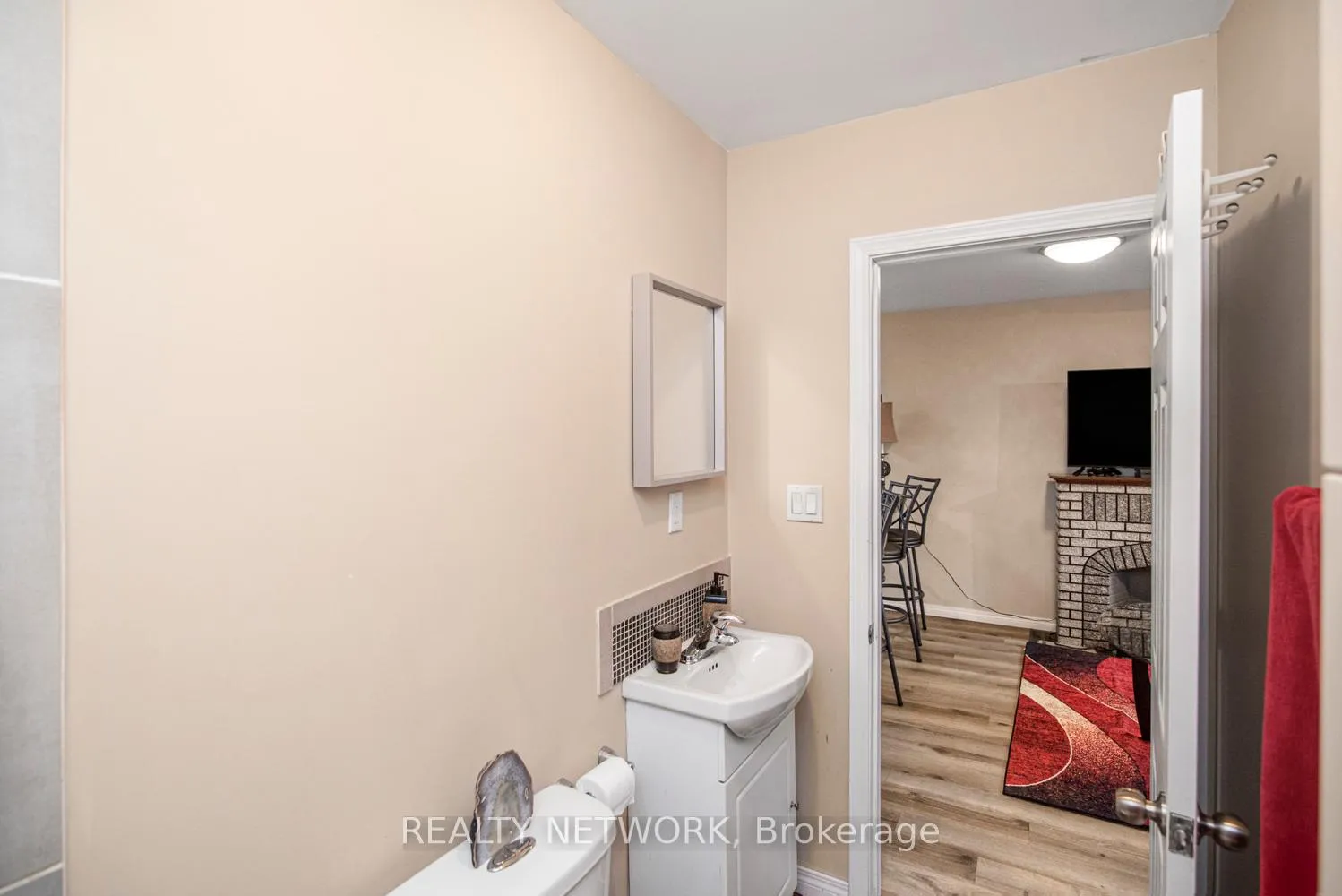Photo 24 of 30 Mcalpine Avenue S, Welland, Lincoln/Crowland — HOMEH
