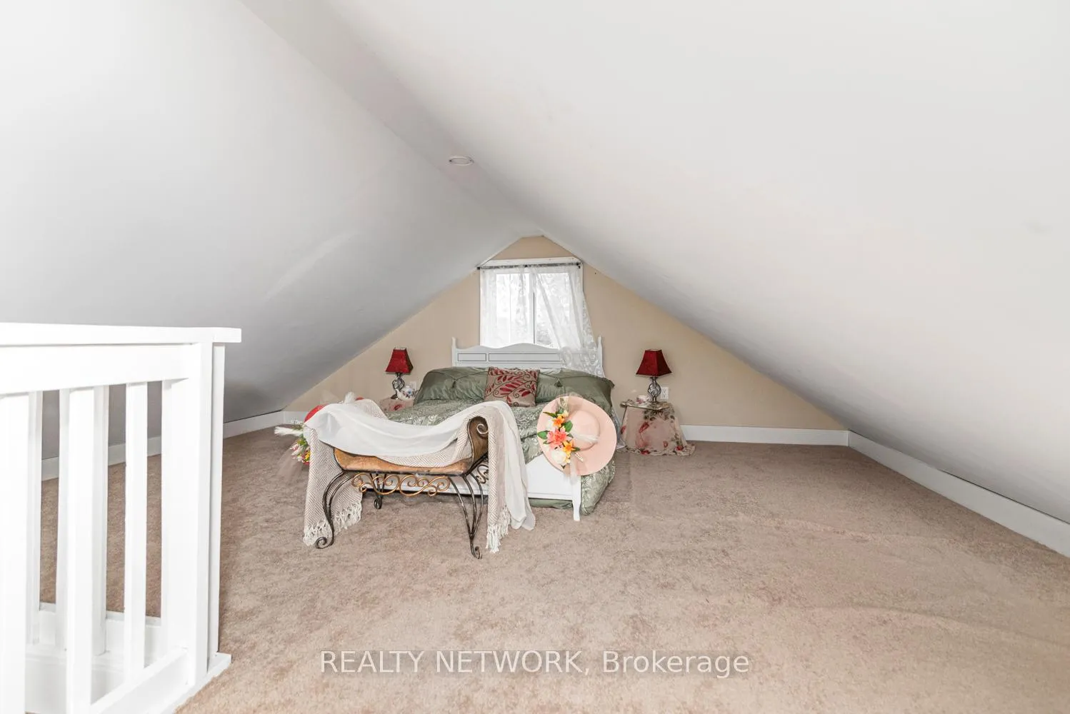 Photo 29 of 30 Mcalpine Avenue S, Welland, Lincoln/Crowland — HOMEH
