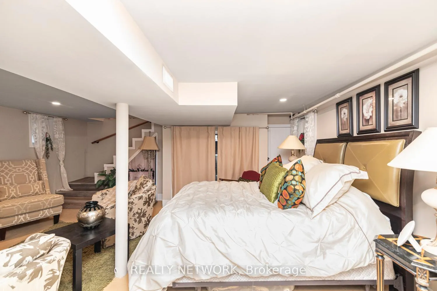 Photo 38 of 30 Mcalpine Avenue S, Welland, Lincoln/Crowland — HOMEH