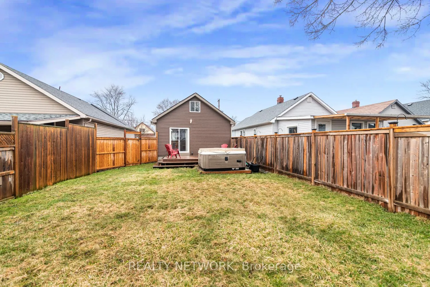 Photo 44 of 30 Mcalpine Avenue S, Welland, Lincoln/Crowland — HOMEH