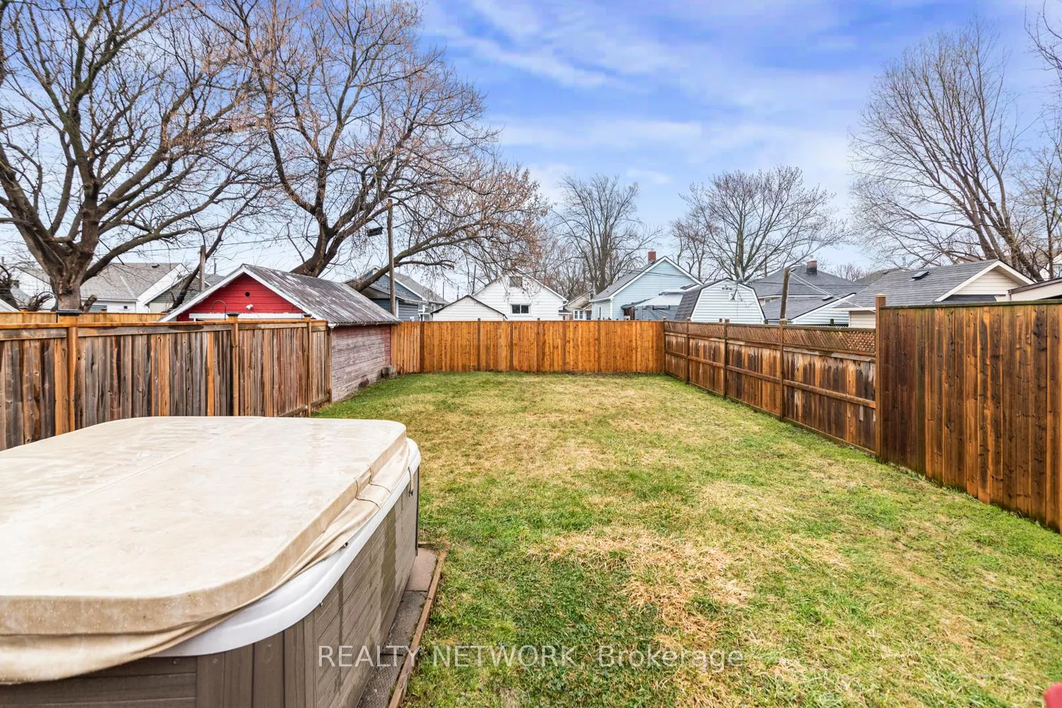 Photo 46 of 30 Mcalpine Avenue S, Welland, Lincoln/Crowland — HOMEH