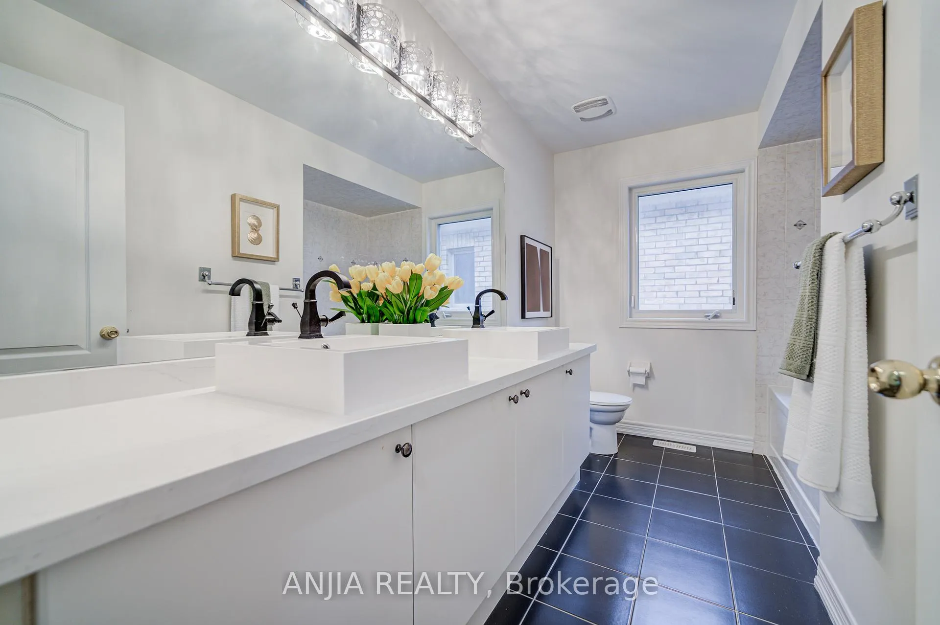 Photo 32 of 74 Hammersly Boulevard, Markham, Wismer — HOMEH
