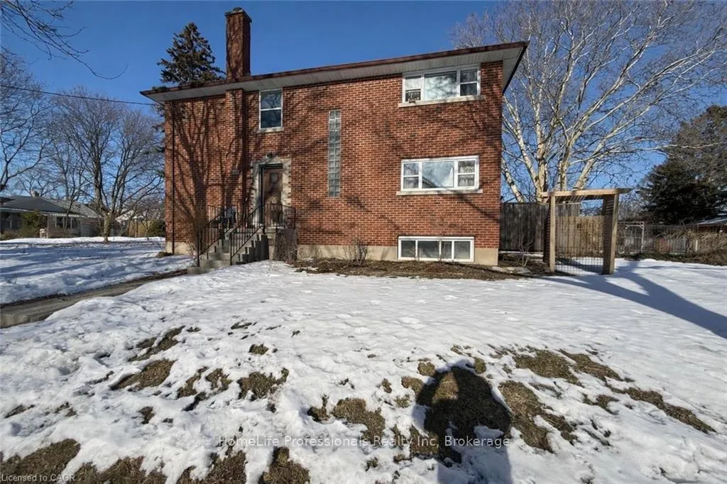 Photo 1 of Unit 1 (Lower), 180 Becker Street, Kitchener — HOMEH