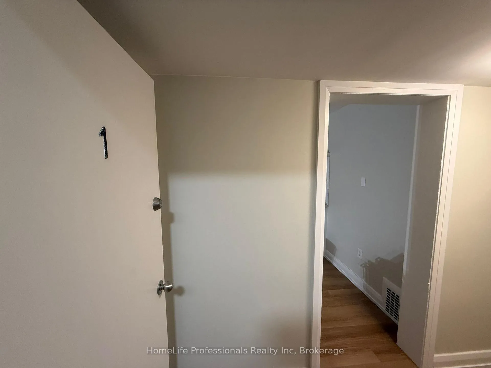 Photo 2 of Unit 1 (Lower), 180 Becker Street, Kitchener — HOMEH