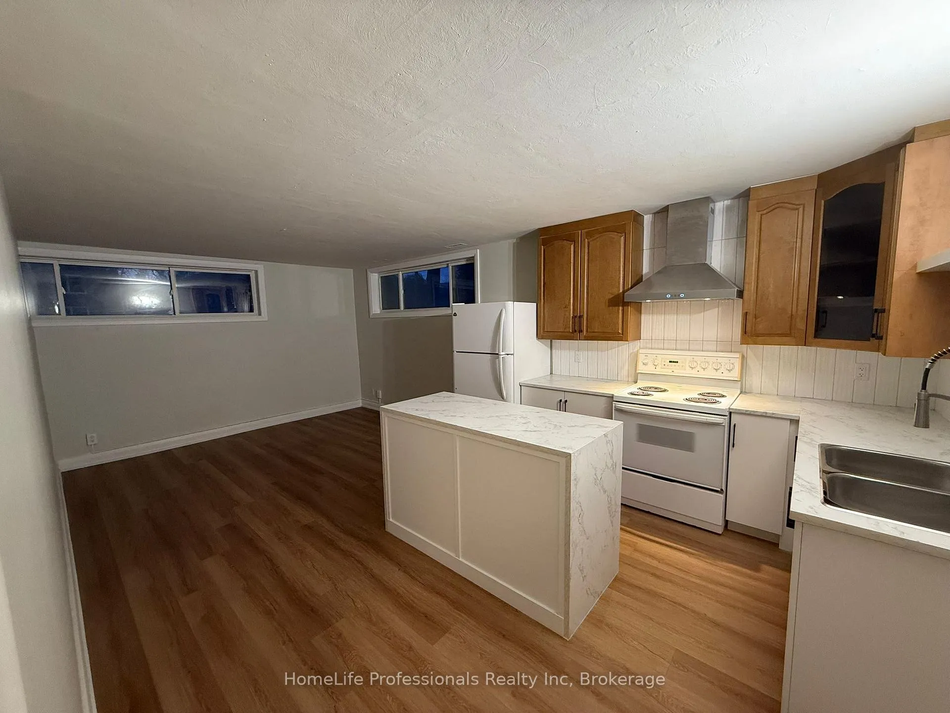 Photo 8 of Unit 1 (Lower), 180 Becker Street, Kitchener — HOMEH