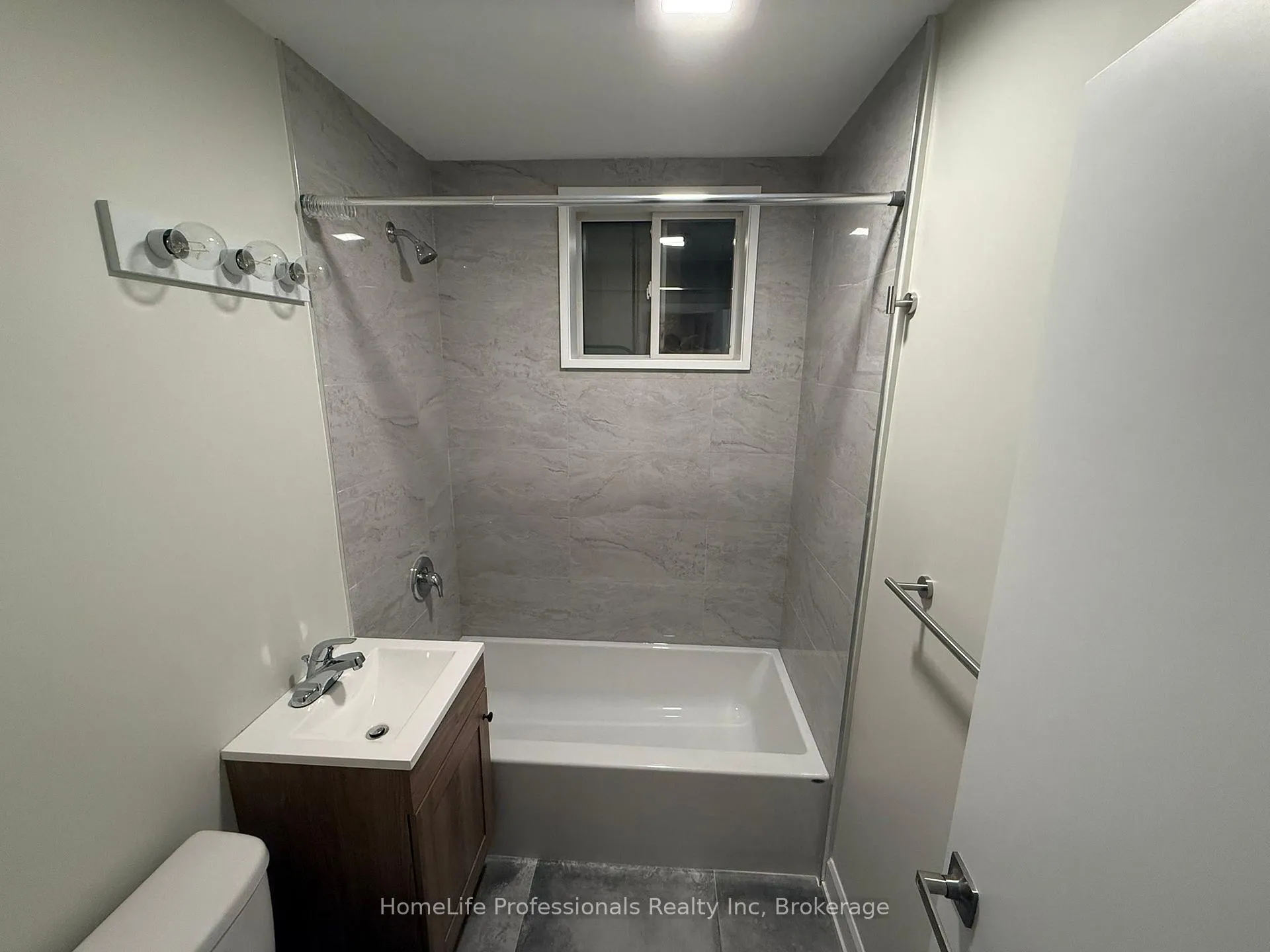 Photo 19 of Unit 1 (Lower), 180 Becker Street, Kitchener — HOMEH
