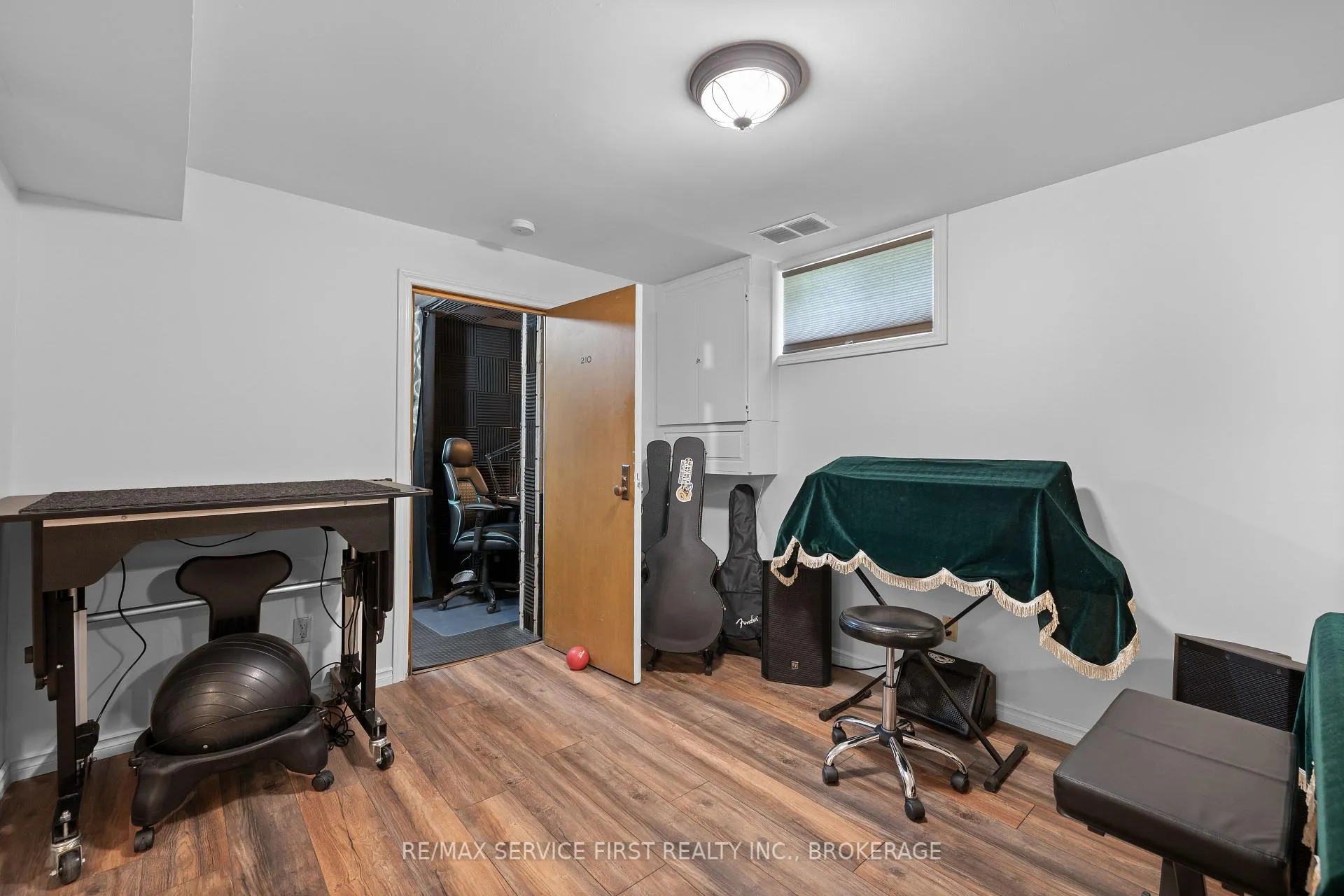 Photo 36 of 199 Splinter Court, Kingston, East Gardiners Rd — HOMEH