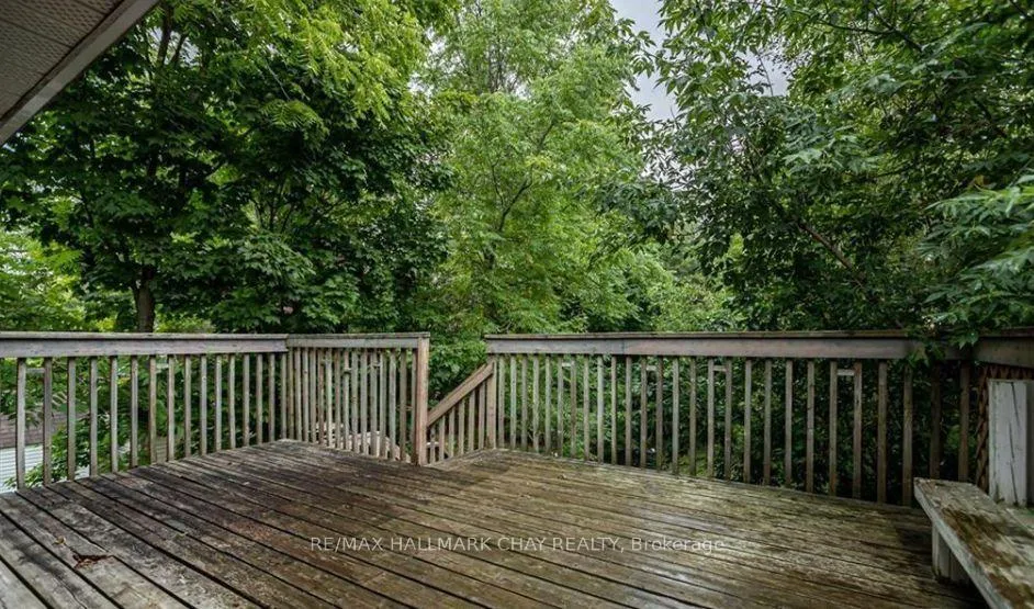 Photo 12 of Unit main floor, 33 B Grove Street E, Barrie, Wellington — HOMEH