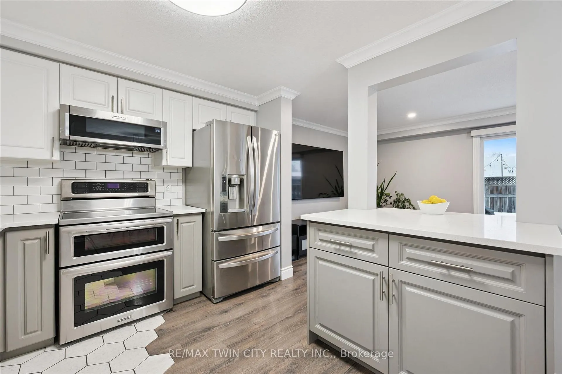 Photo 13 of 145 Prosperity Drive, Kitchener — HOMEH