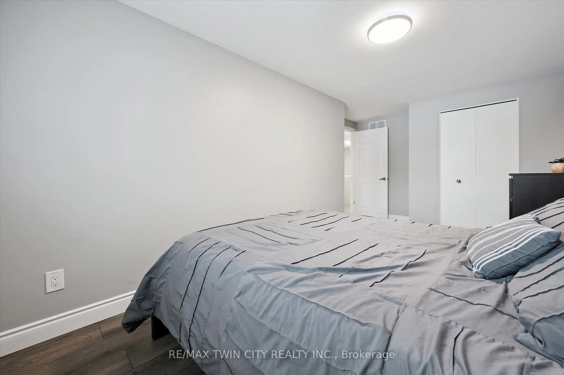 Photo 23 of 145 Prosperity Drive, Kitchener — HOMEH