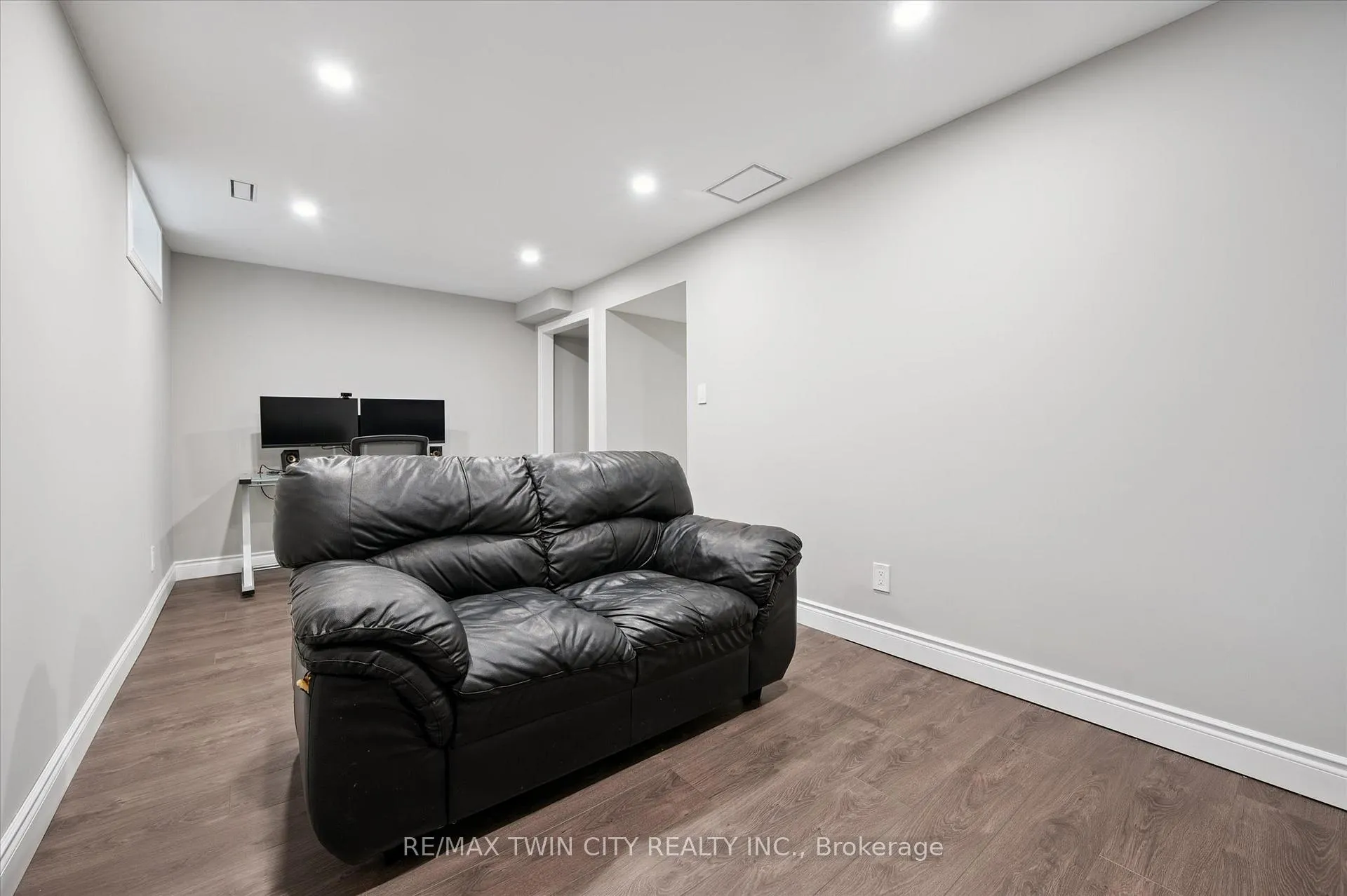 Photo 27 of 145 Prosperity Drive, Kitchener — HOMEH