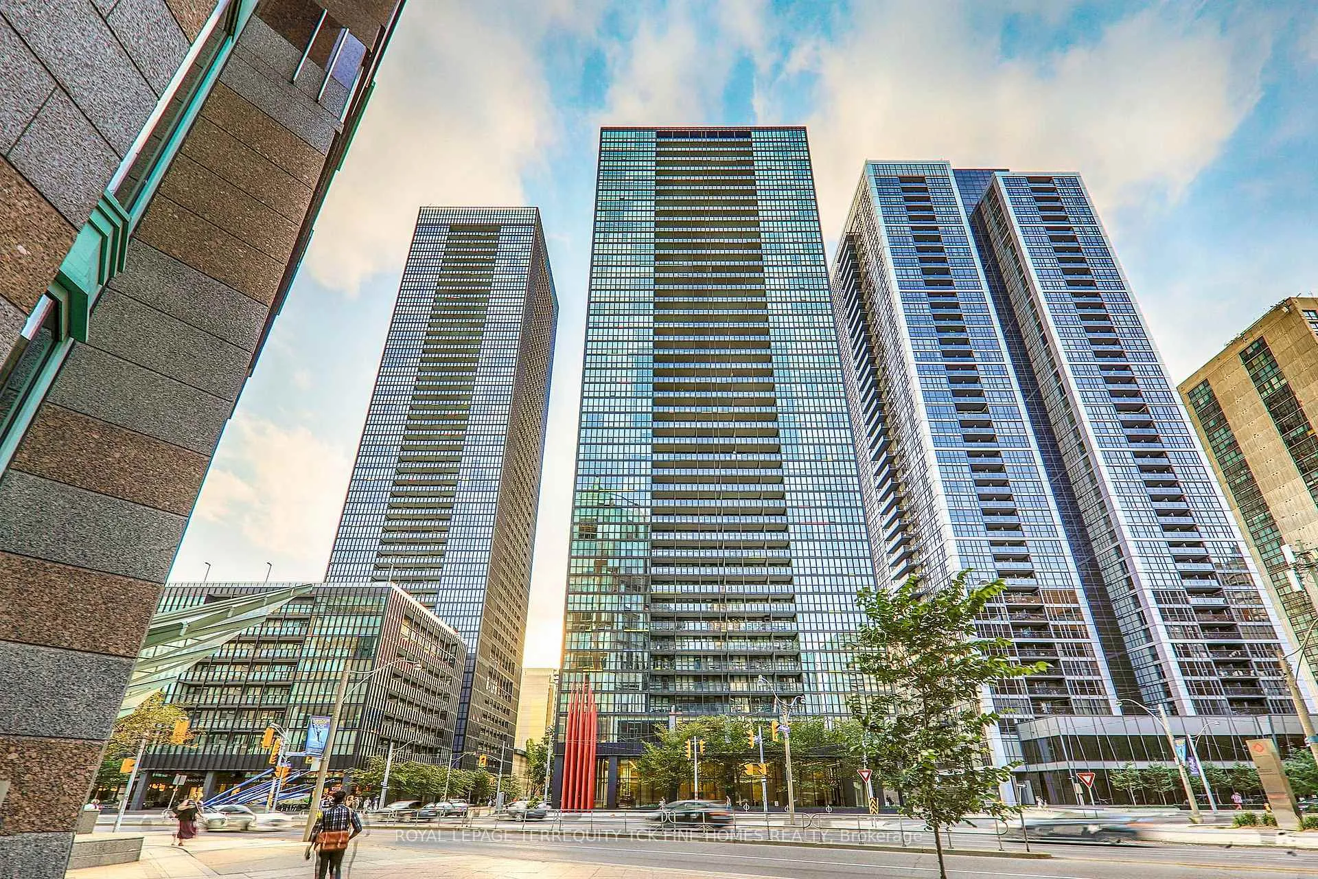 Photo 1 of Unit 706, 110 Charles Street E, Toronto, Church-Yonge Corridor — HOMEH