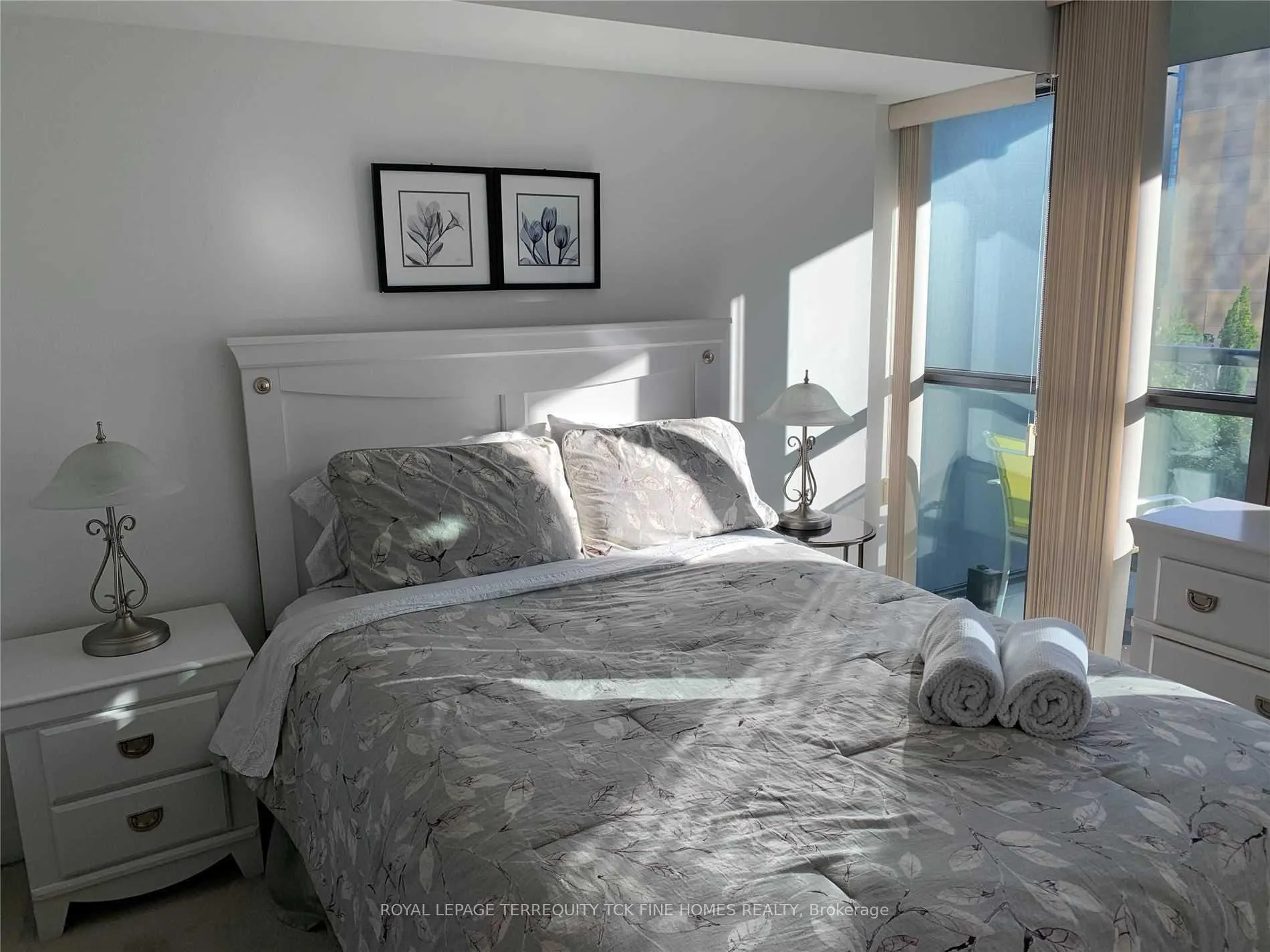 Photo 9 of Unit 706, 110 Charles Street E, Toronto, Church-Yonge Corridor — HOMEH