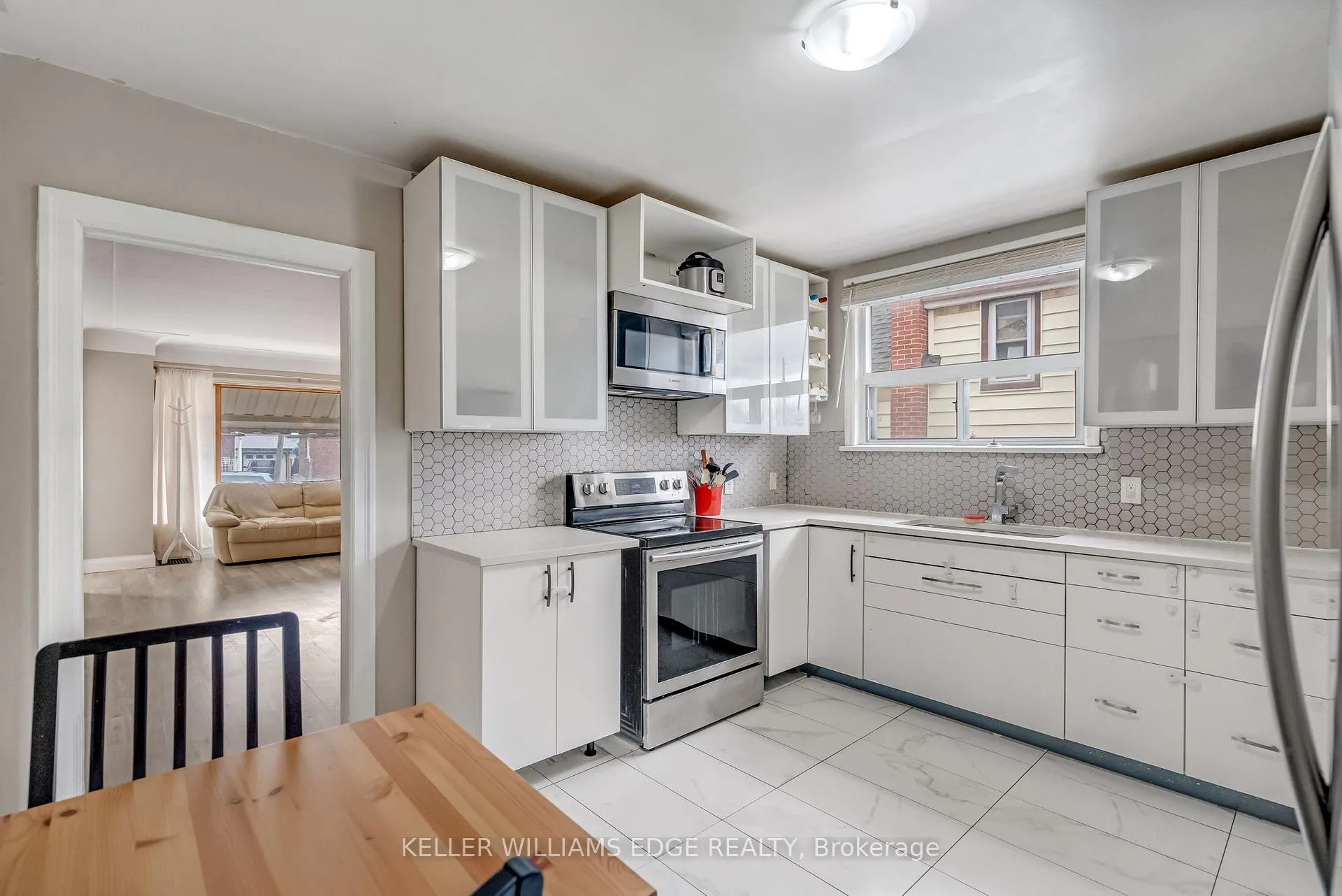 Photo 8 of 165 Rosewood Road, Hamilton, Glenview — HOMEH