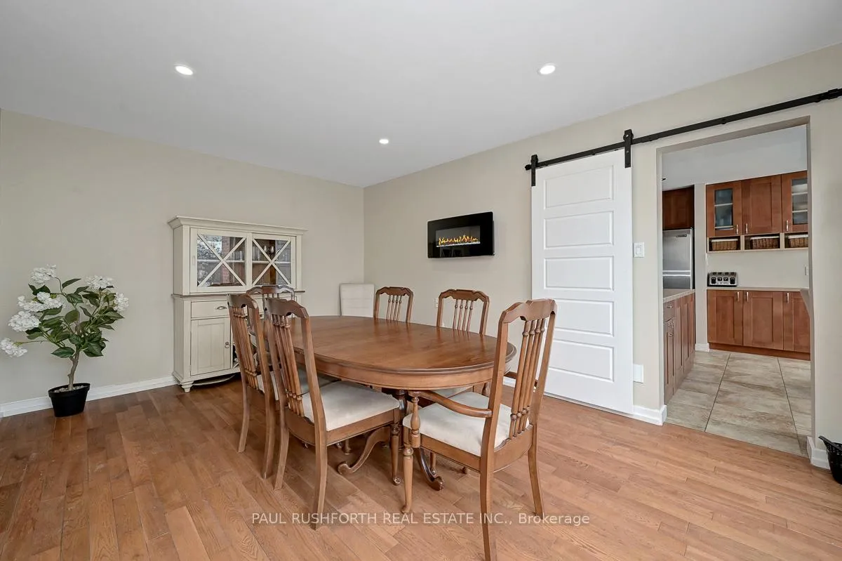 Photo 13 of 6192 Voyageur Drive, Ottawa, Convent Glen — HOMEH