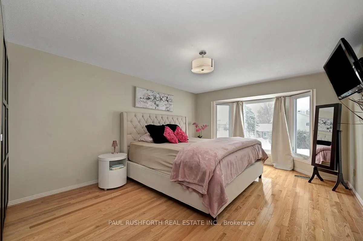 Photo 17 of 6192 Voyageur Drive, Ottawa, Convent Glen — HOMEH