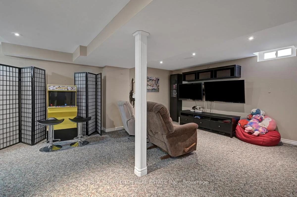 Photo 37 of 6192 Voyageur Drive, Ottawa, Convent Glen — HOMEH