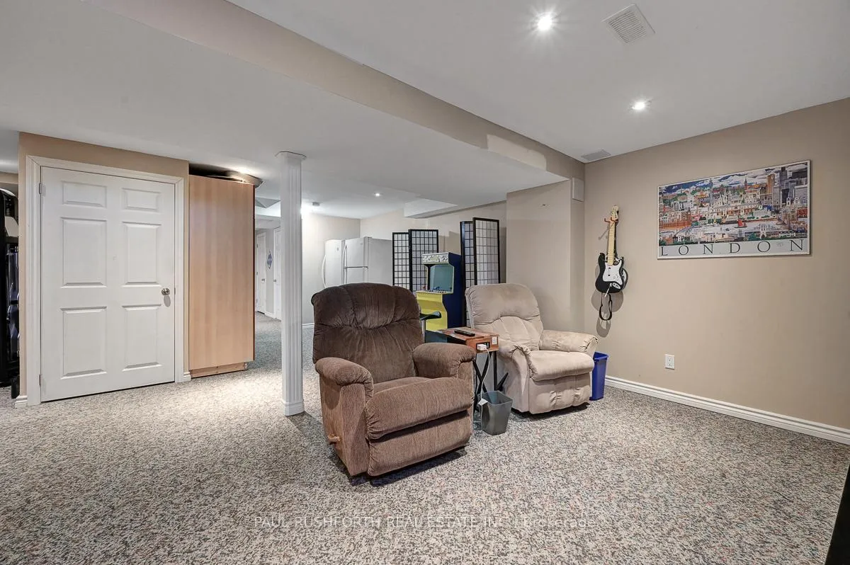 Photo 38 of 6192 Voyageur Drive, Ottawa, Convent Glen — HOMEH