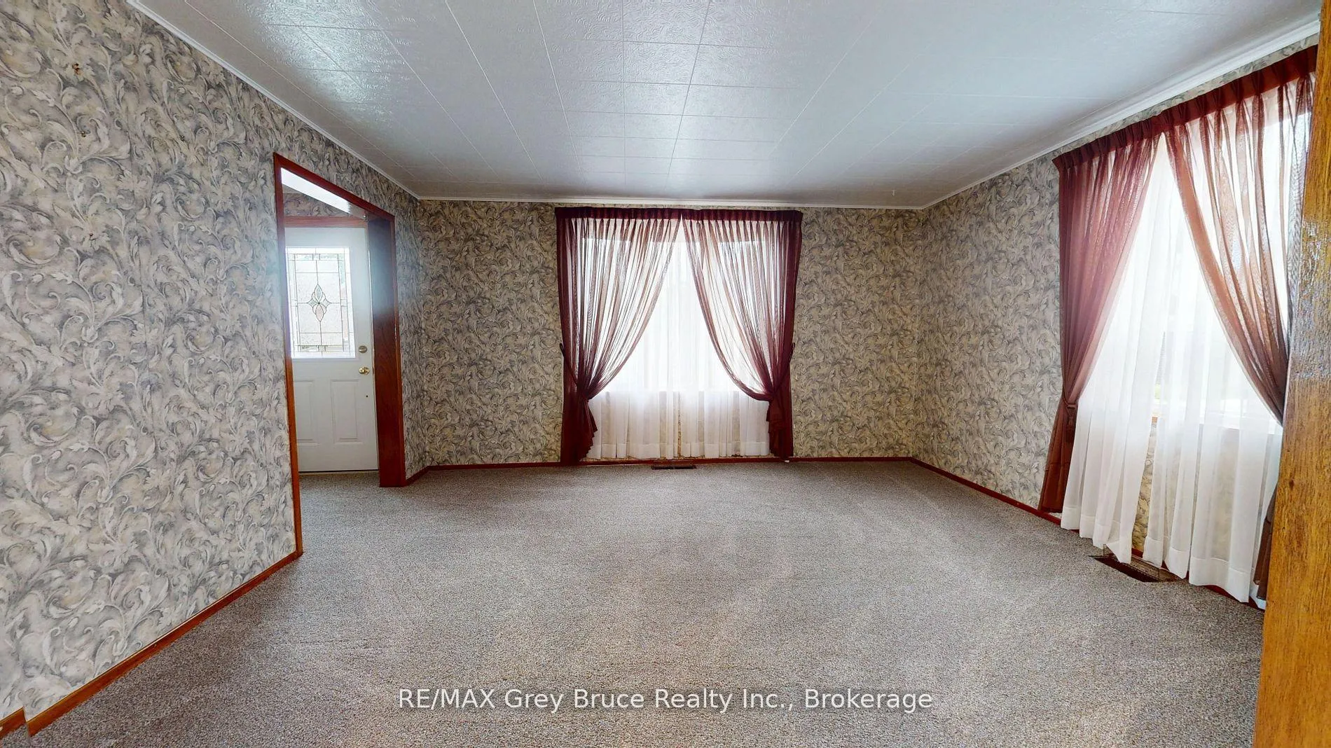 Photo 9 of 76 5th Street S, Arran-Elderslie — HOMEH