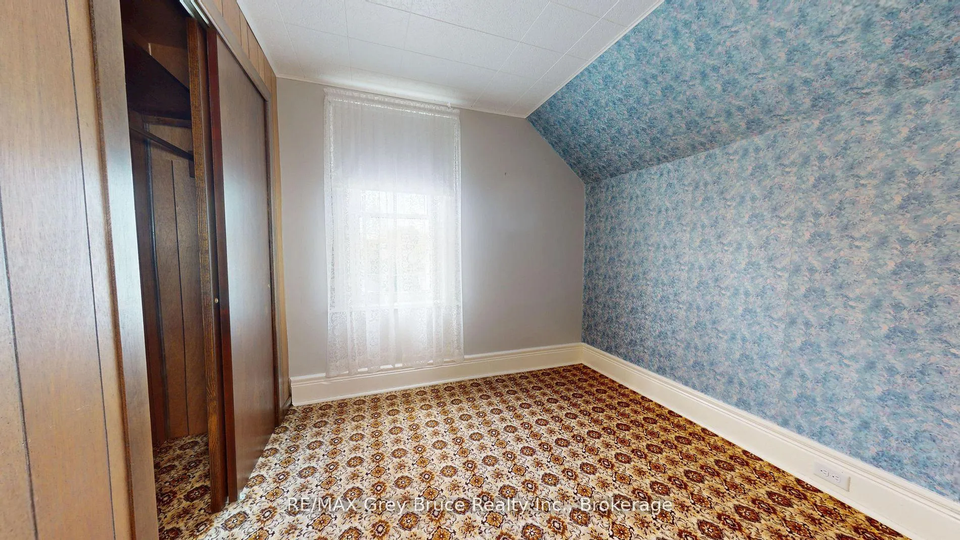 Photo 16 of 76 5th Street S, Arran-Elderslie — HOMEH