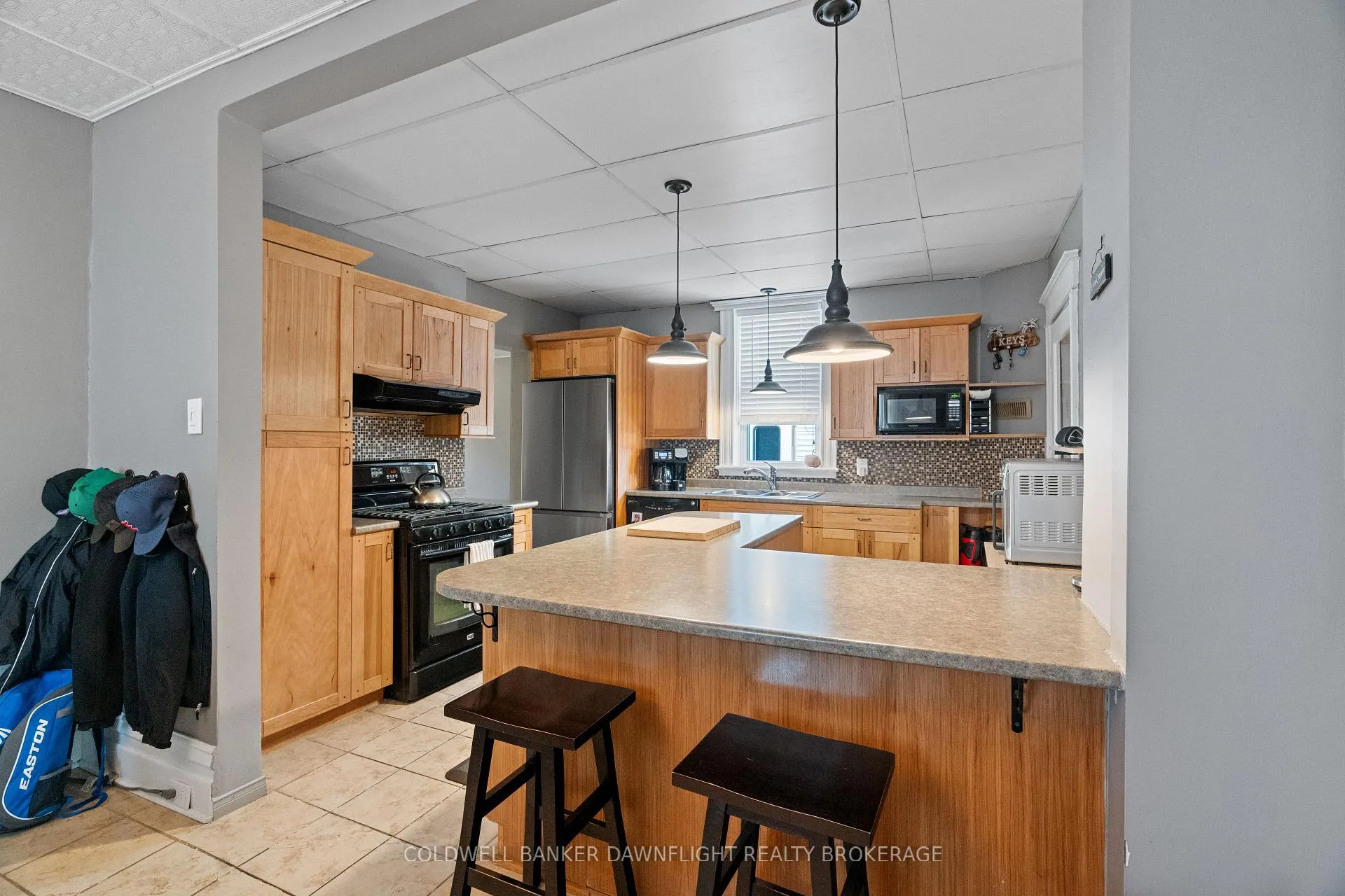 Photo 15 of 96 Main Street S, South Huron, Exeter — HOMEH